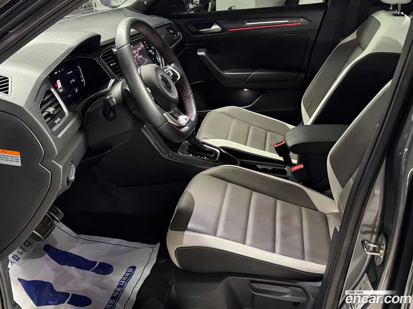 T-Roc Volkswagen 2022.3-OPTION-017