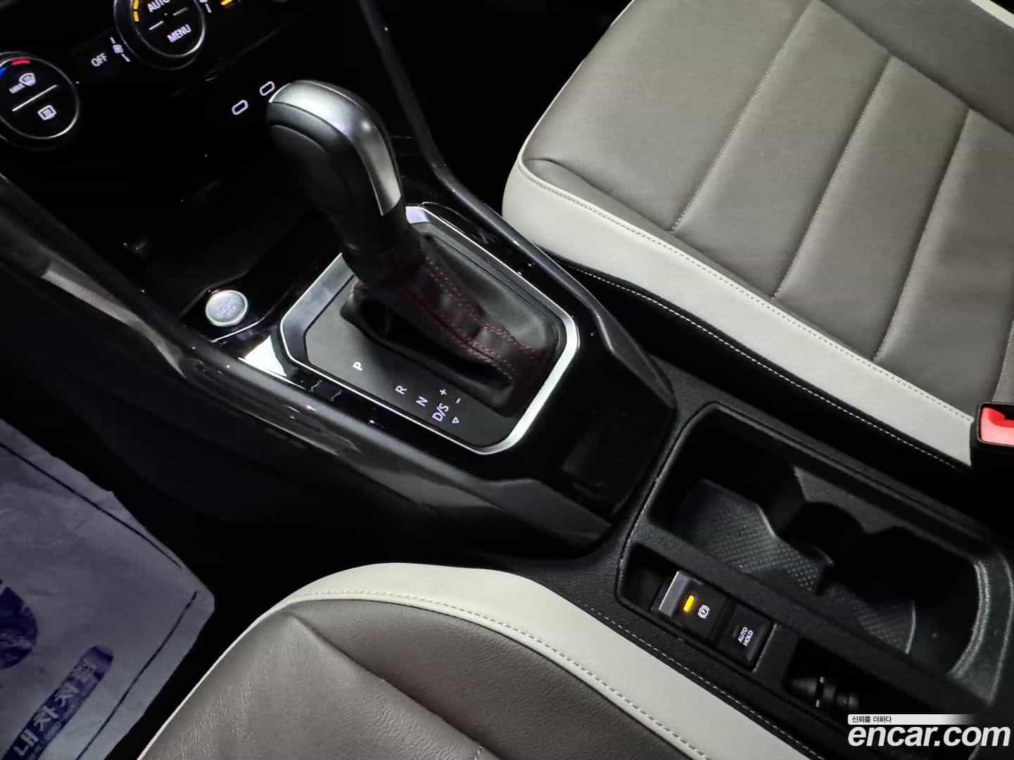 T-Roc Volkswagen 2022.3-OPTION-021