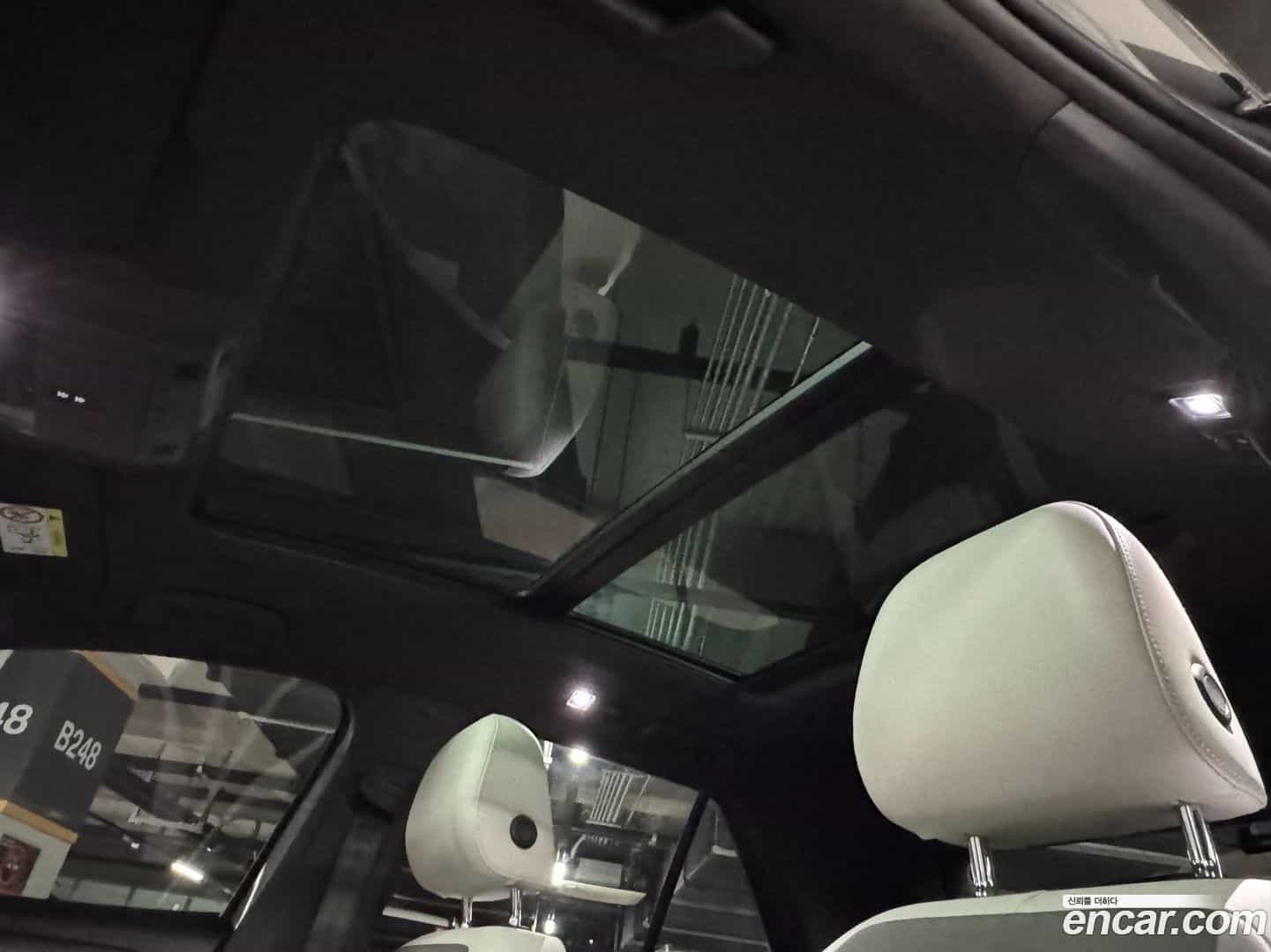 T-Roc Volkswagen 2022.3-OPTION-022