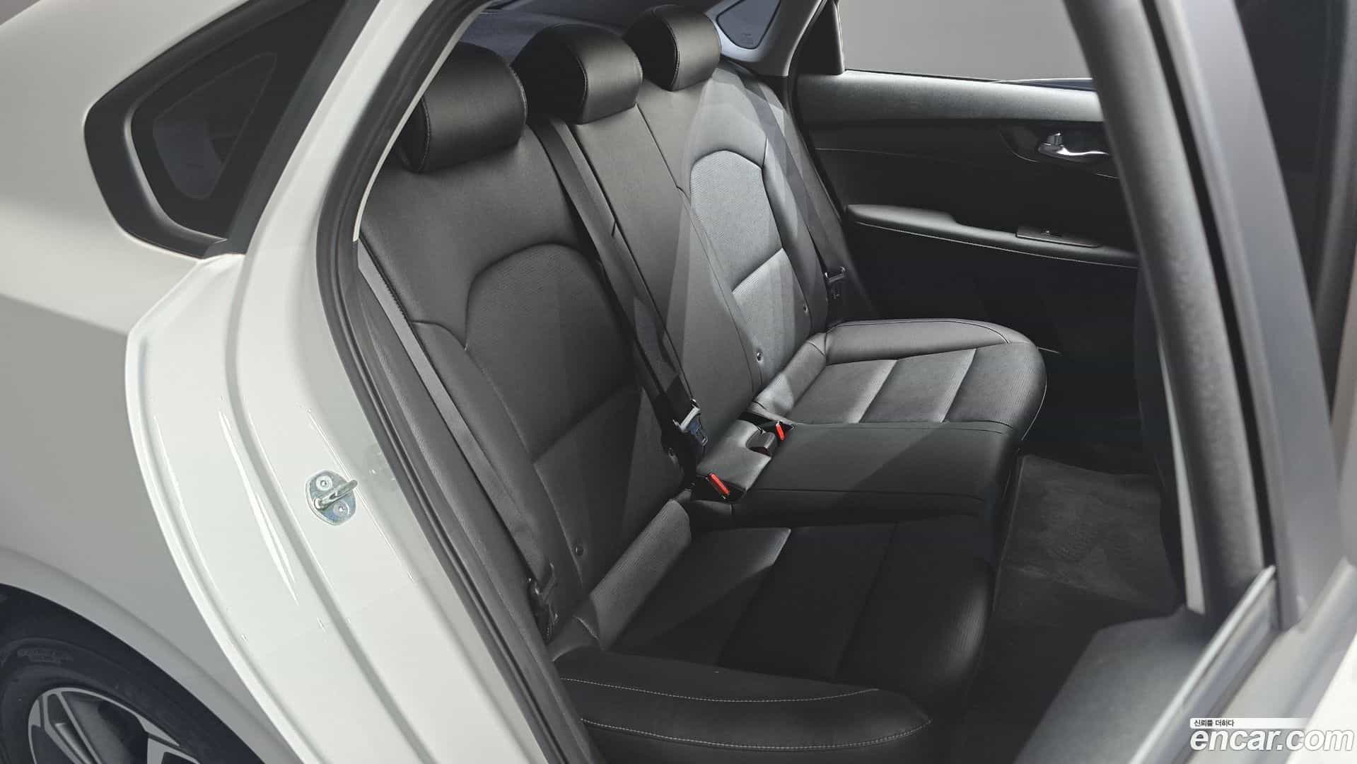 K3 Kia 2023.5-OPTION-016
