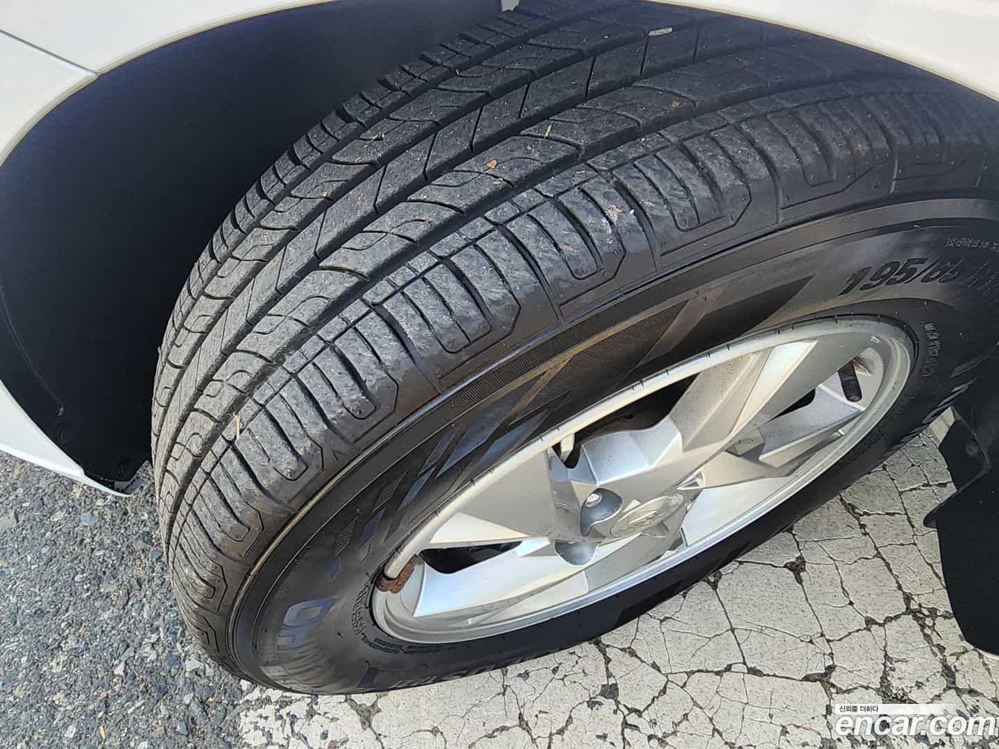 AVANTE Hyundai 2022.0-OUTER-005
