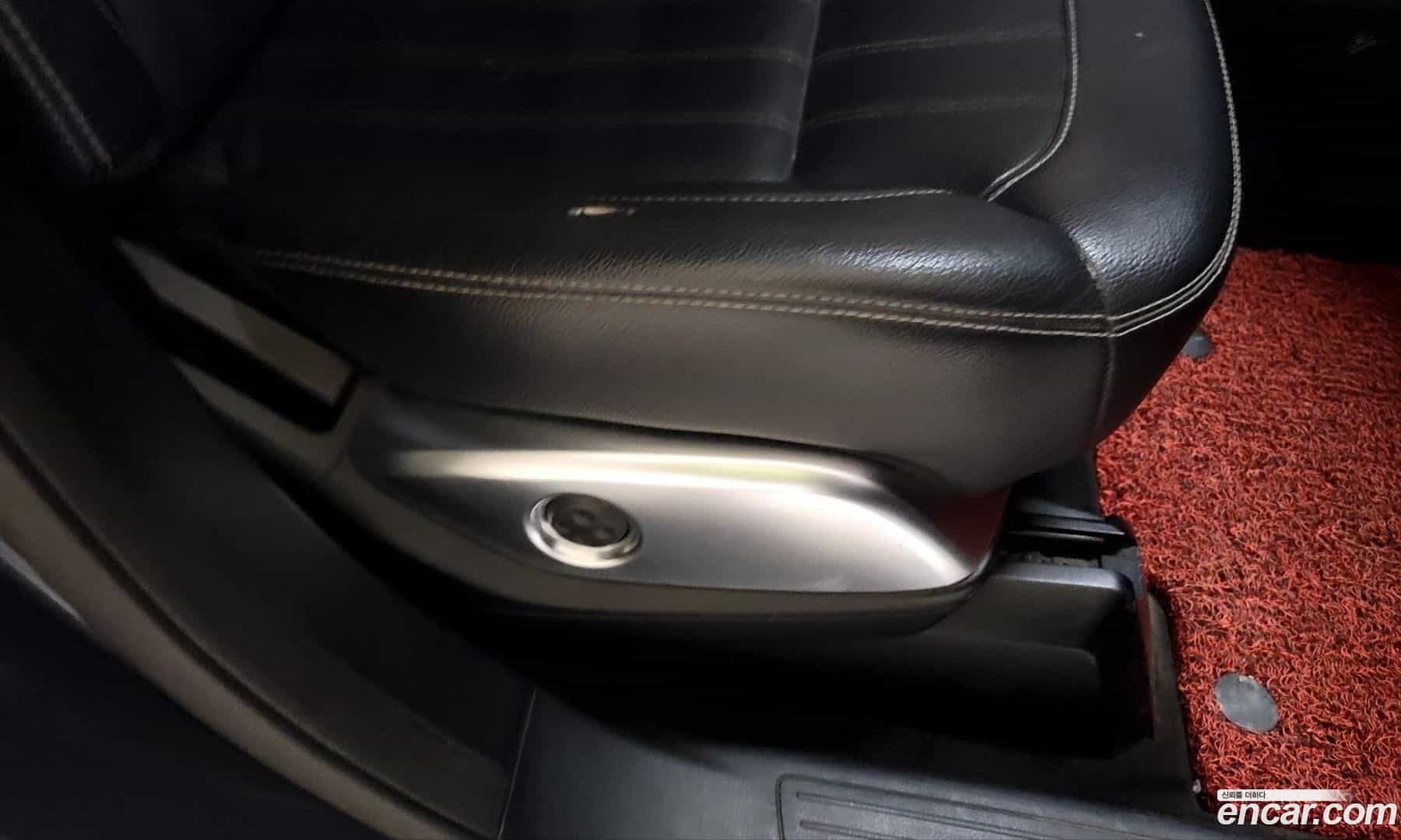 GL-Class Mercedes-Benz 2013.11-OPTION-020