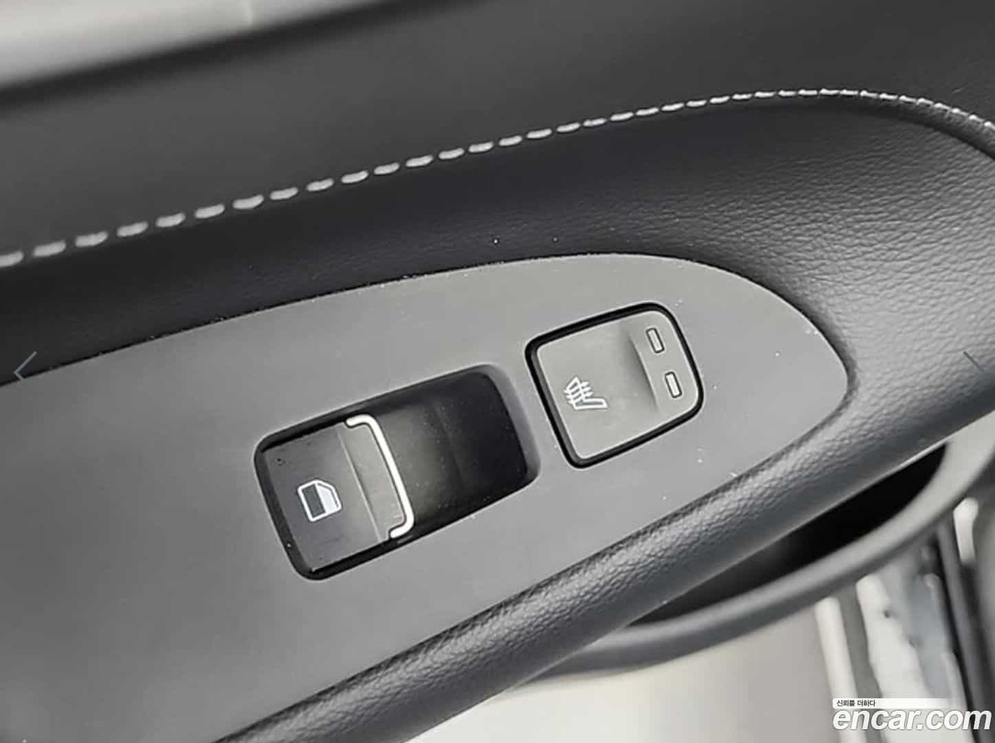 Grandeur Hyundai 2017.8-OPTION-018