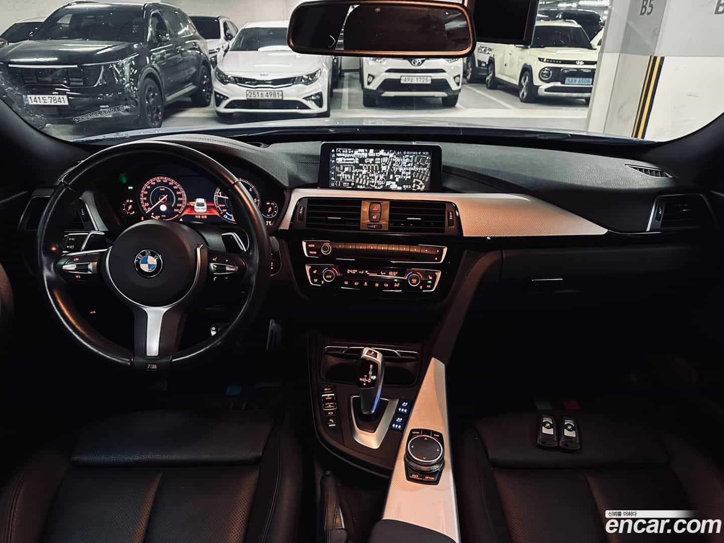Gran Turismo BMW 2020.5-INNER-007