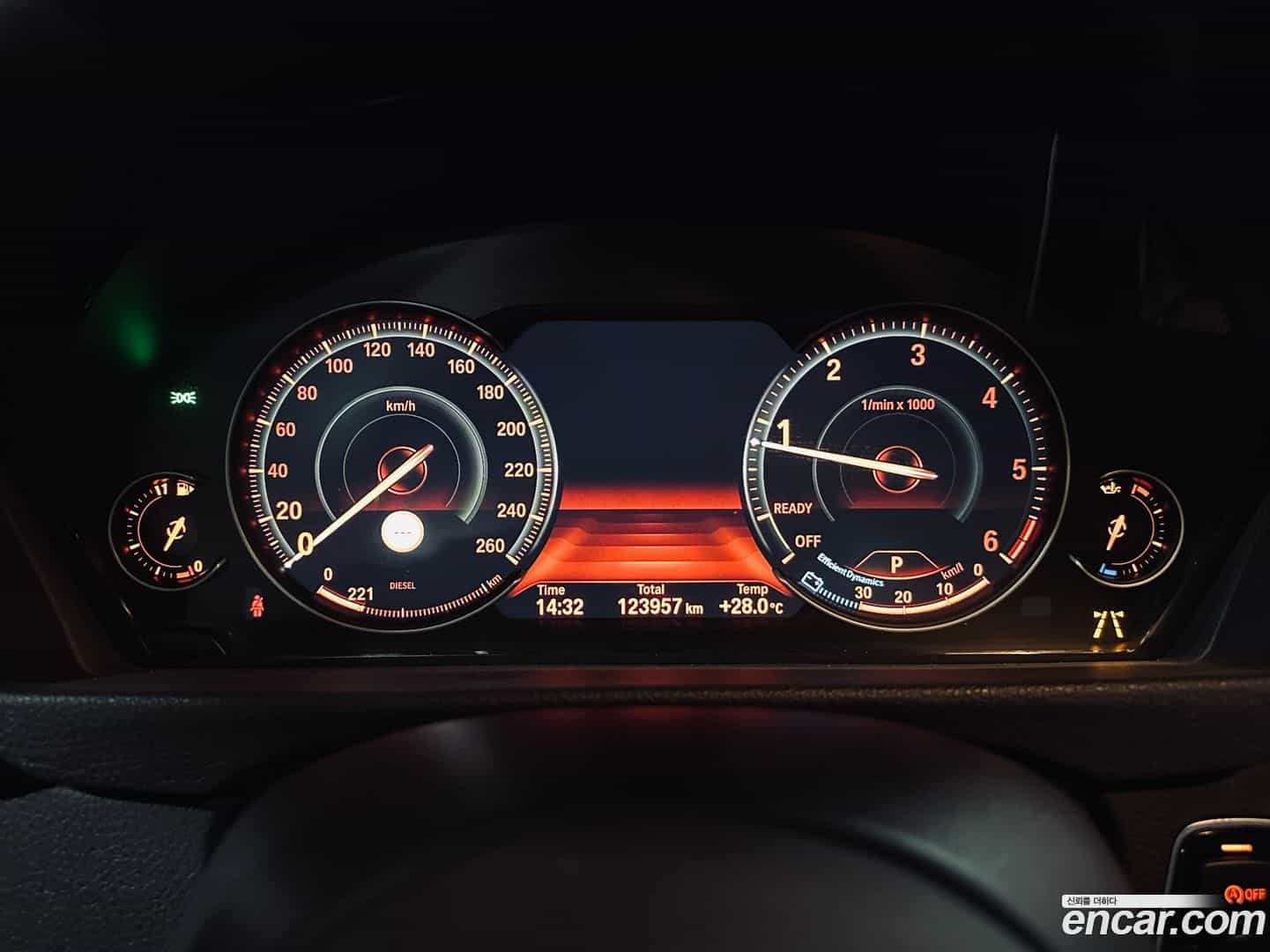 Gran Turismo BMW 2020.5-INNER-008