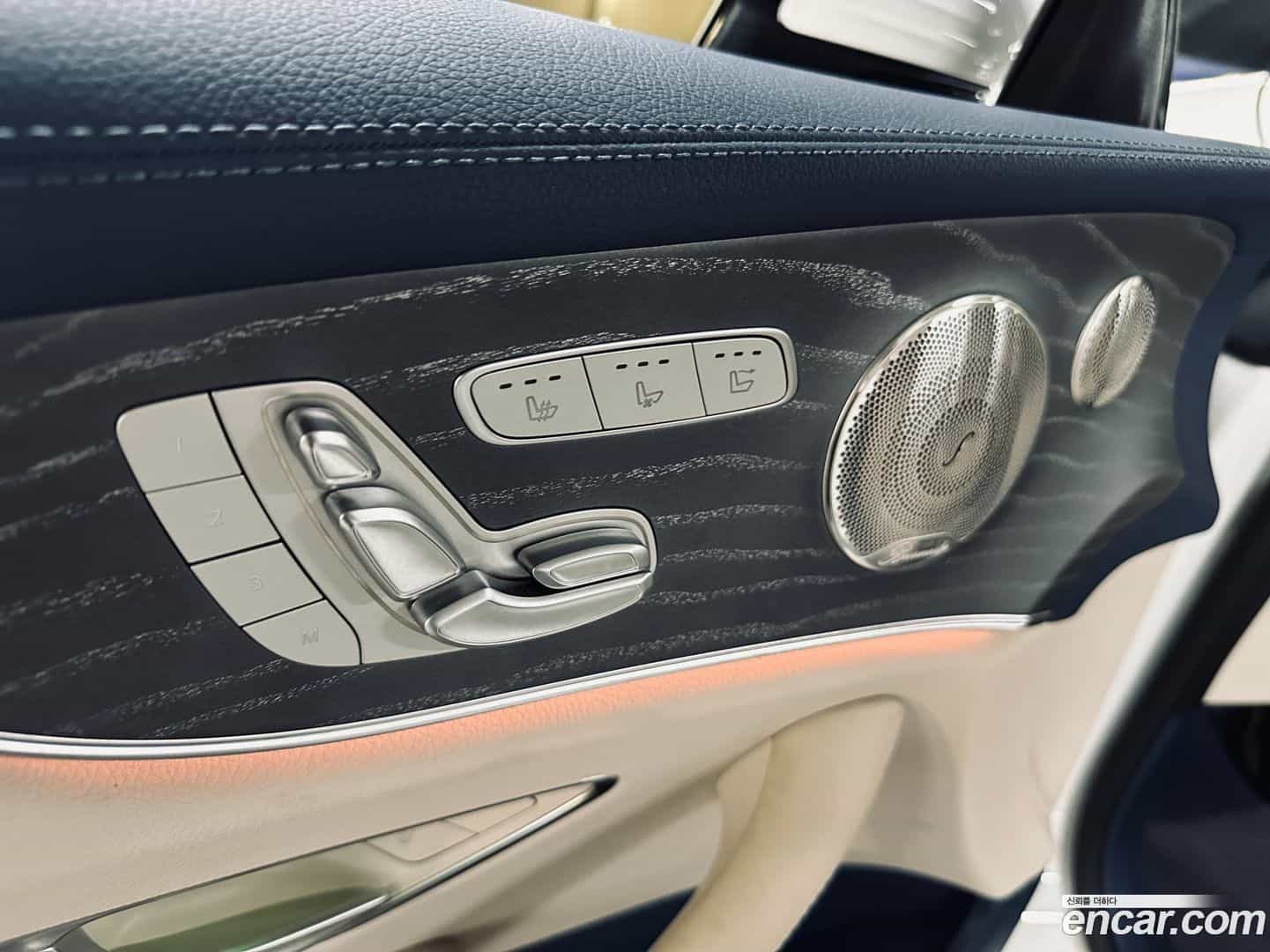 E-Class Mercedes-Benz 2023.11-OPTION-022