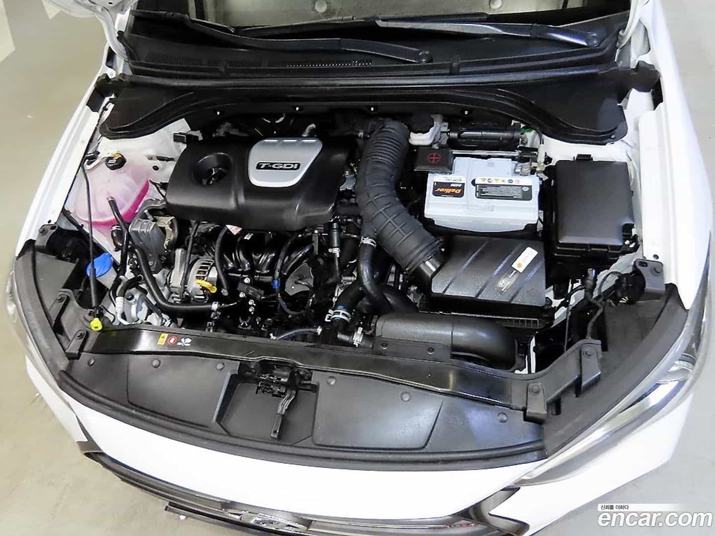 AVANTE Hyundai 2018.1-OUTER-006