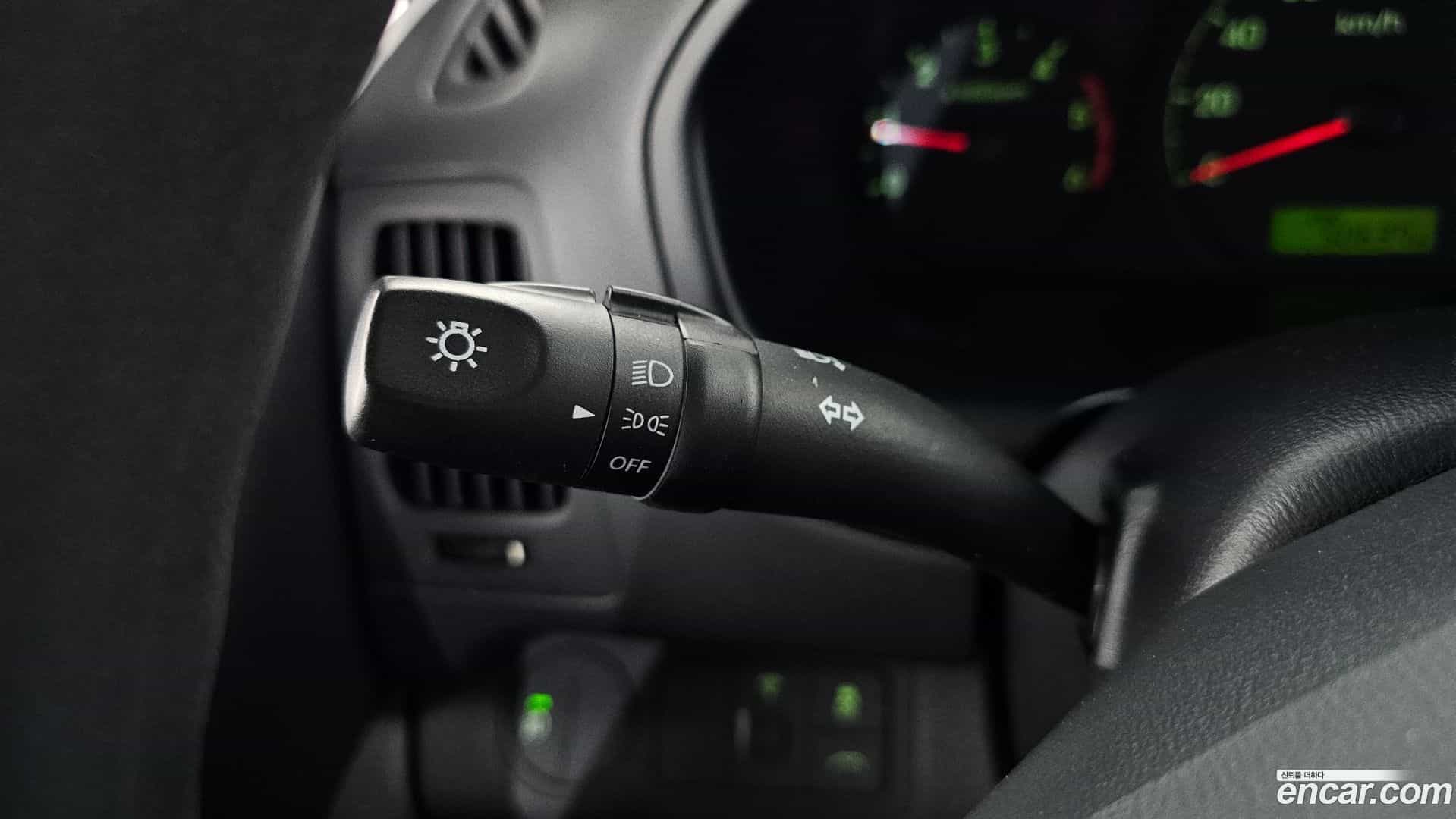 Starex Hyundai 2015.2-OPTION-043