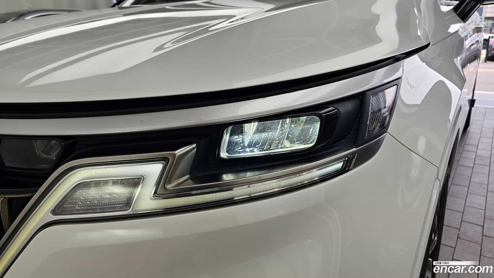 Canival Kia 2023.4-OUTER-032
