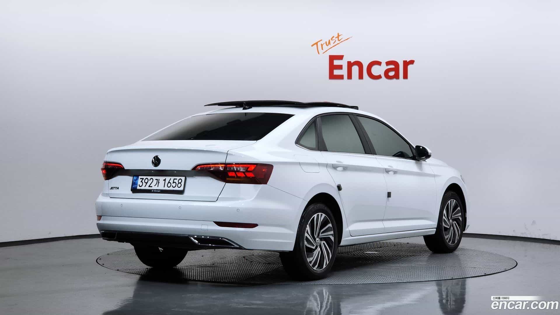 Jetta Volkswagen 2021.11-OUTER-002