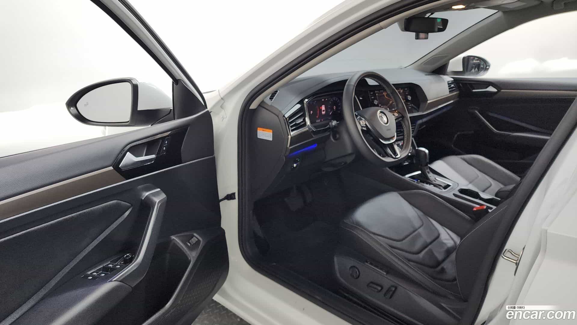 Jetta Volkswagen 2021.11-INNER-010