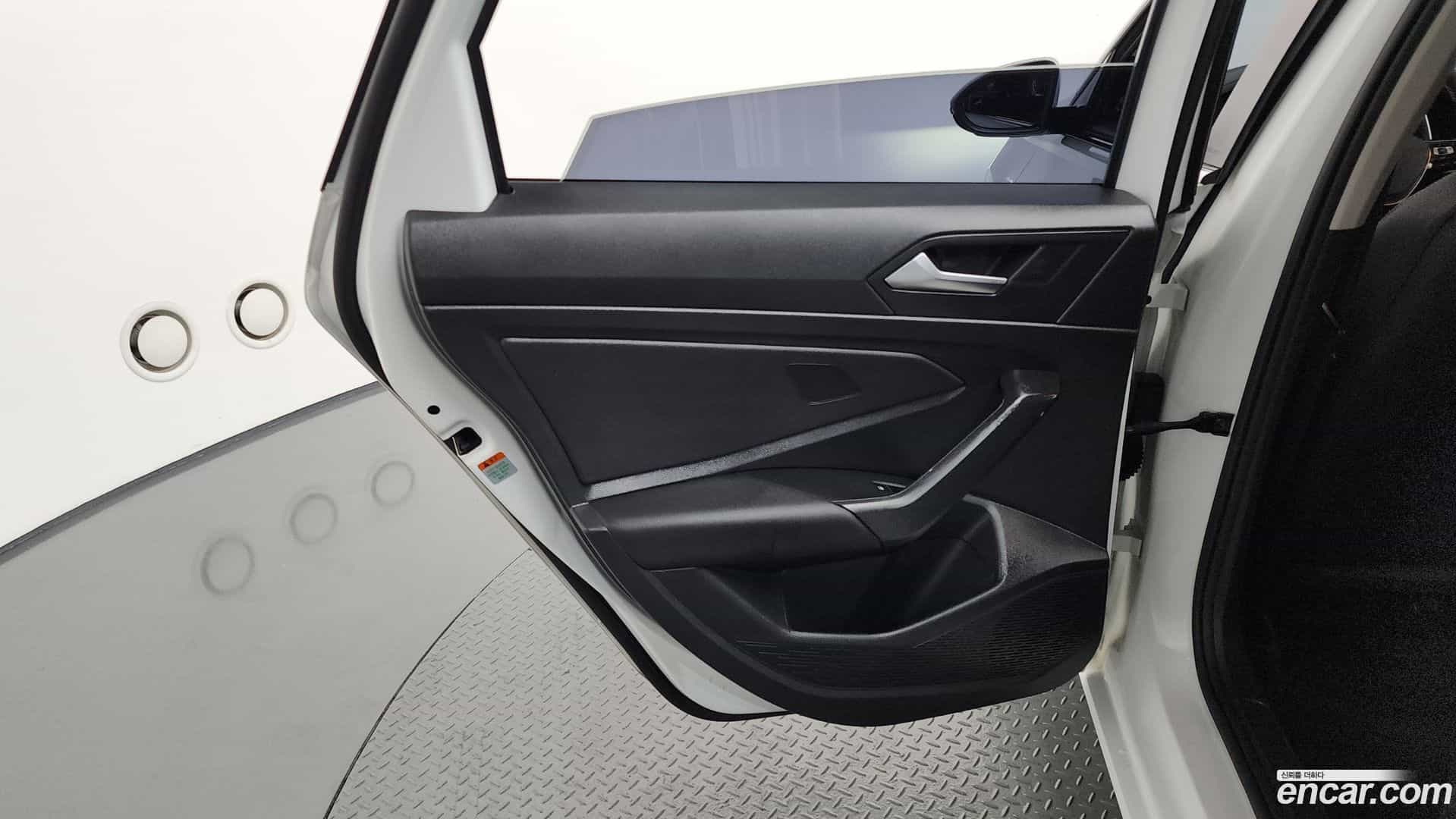 Jetta Volkswagen 2021.11-INNER-035