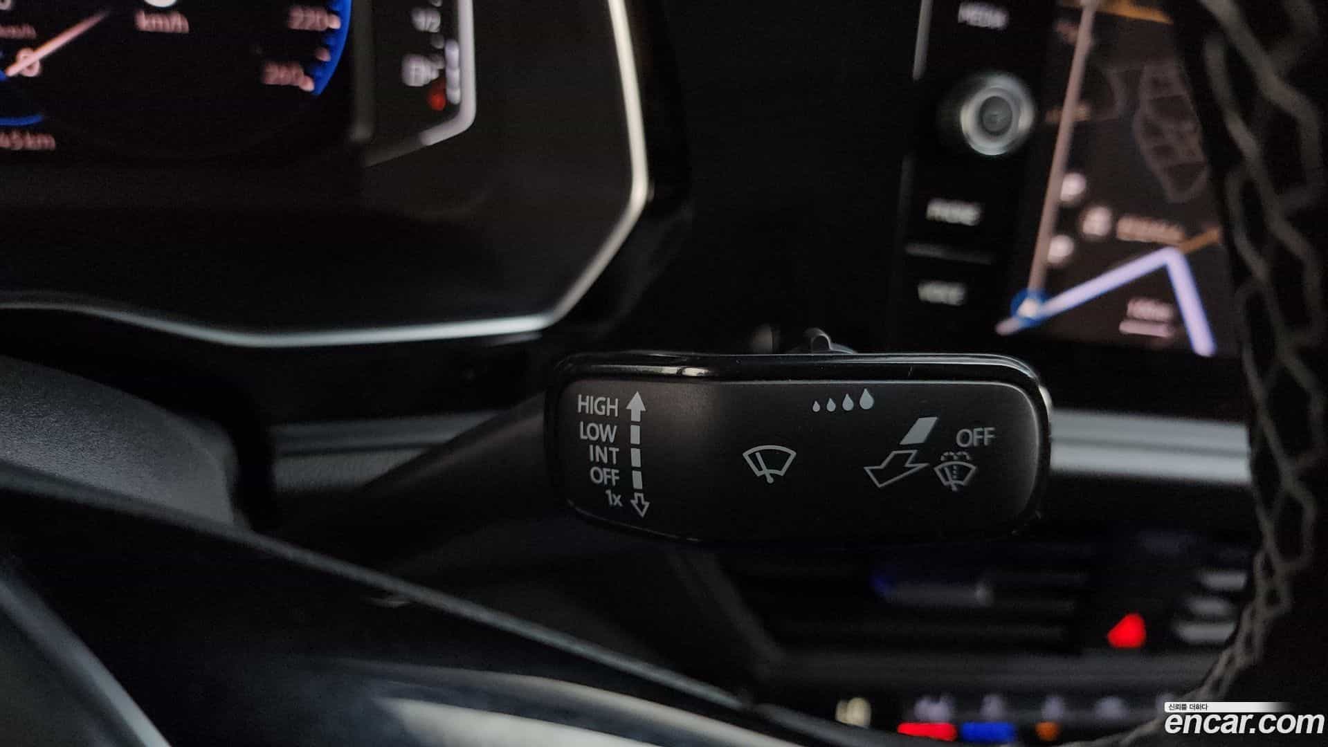 Jetta Volkswagen 2021.11-OPTION-043