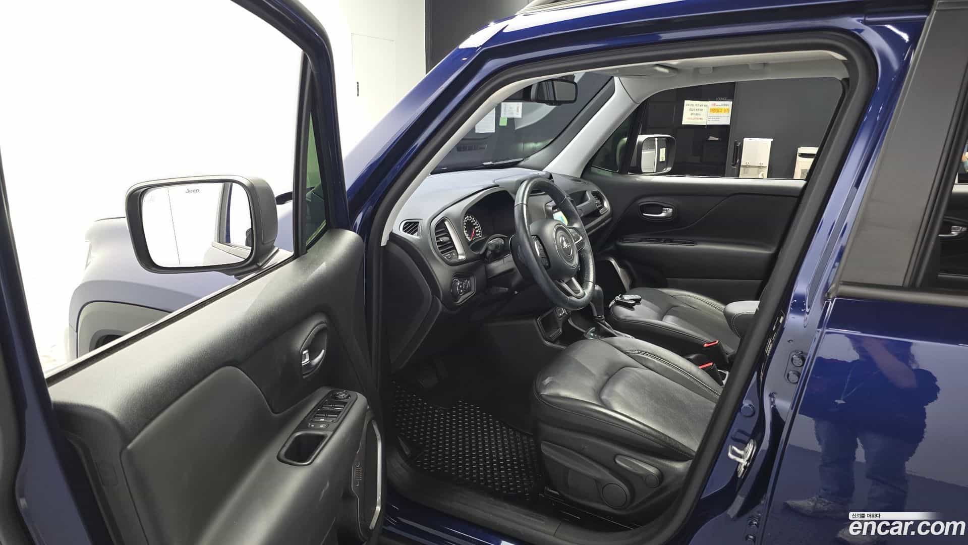 Renegade Jeep 2020.11-INNER-010