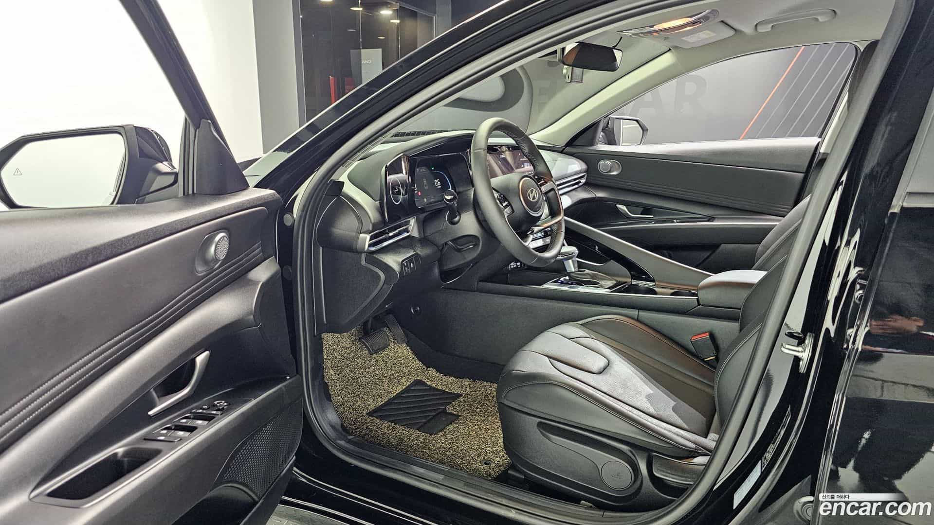AVANTE Hyundai 2024.5-INNER-010