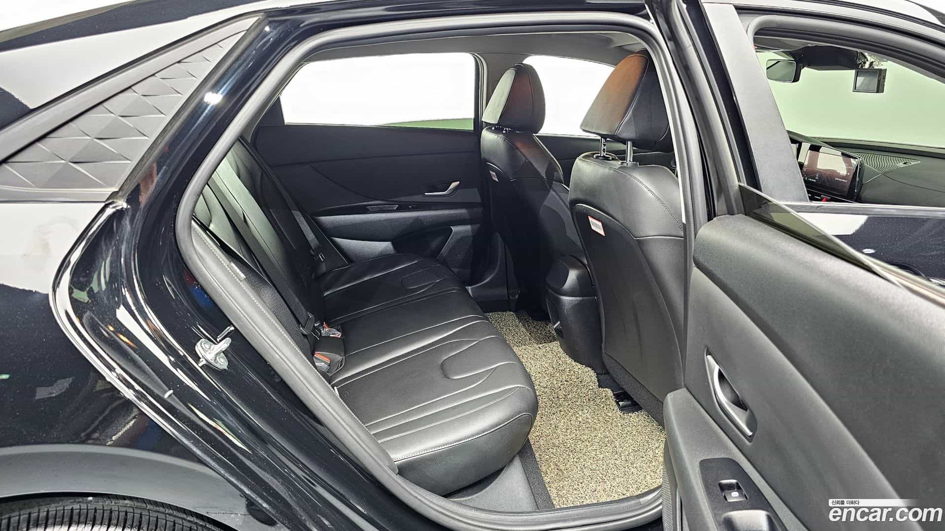 AVANTE Hyundai 2024.5-OPTION-016