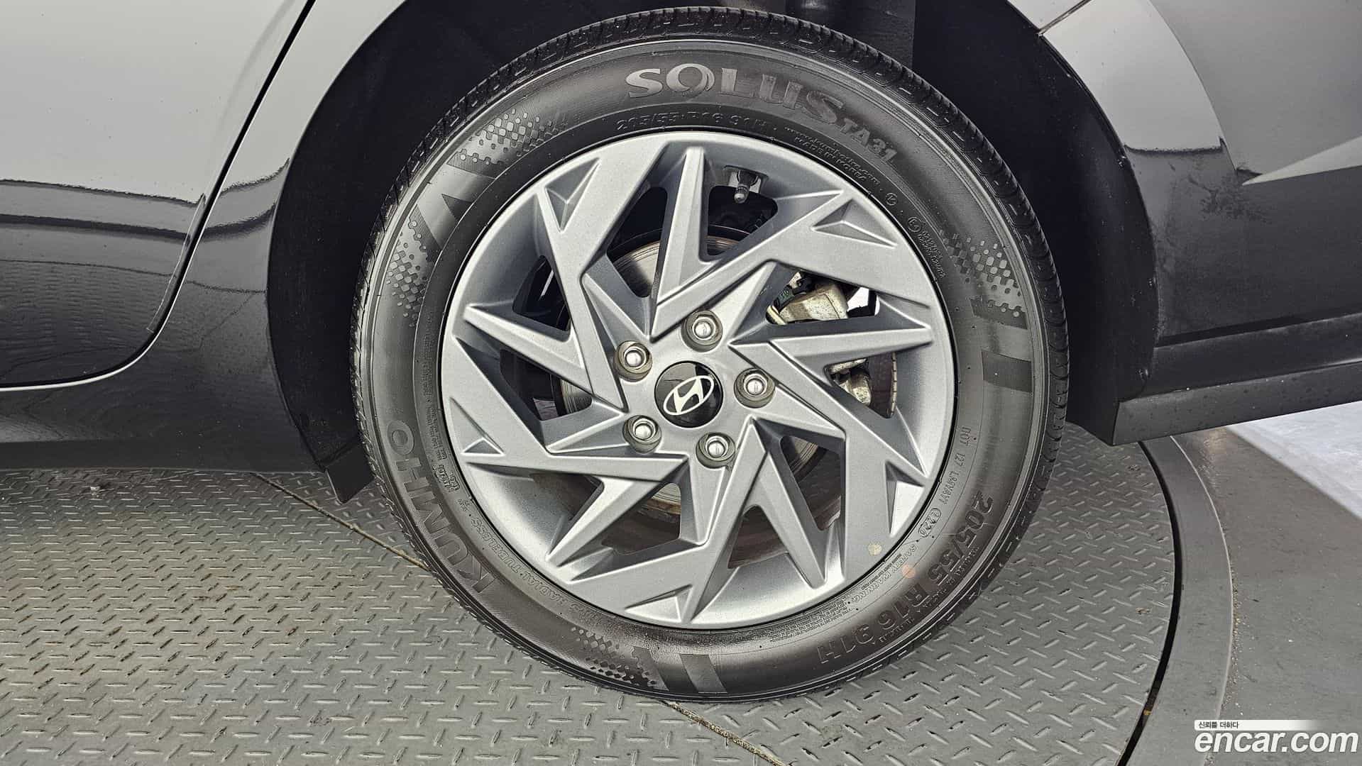 AVANTE Hyundai 2024.5-OUTER-031