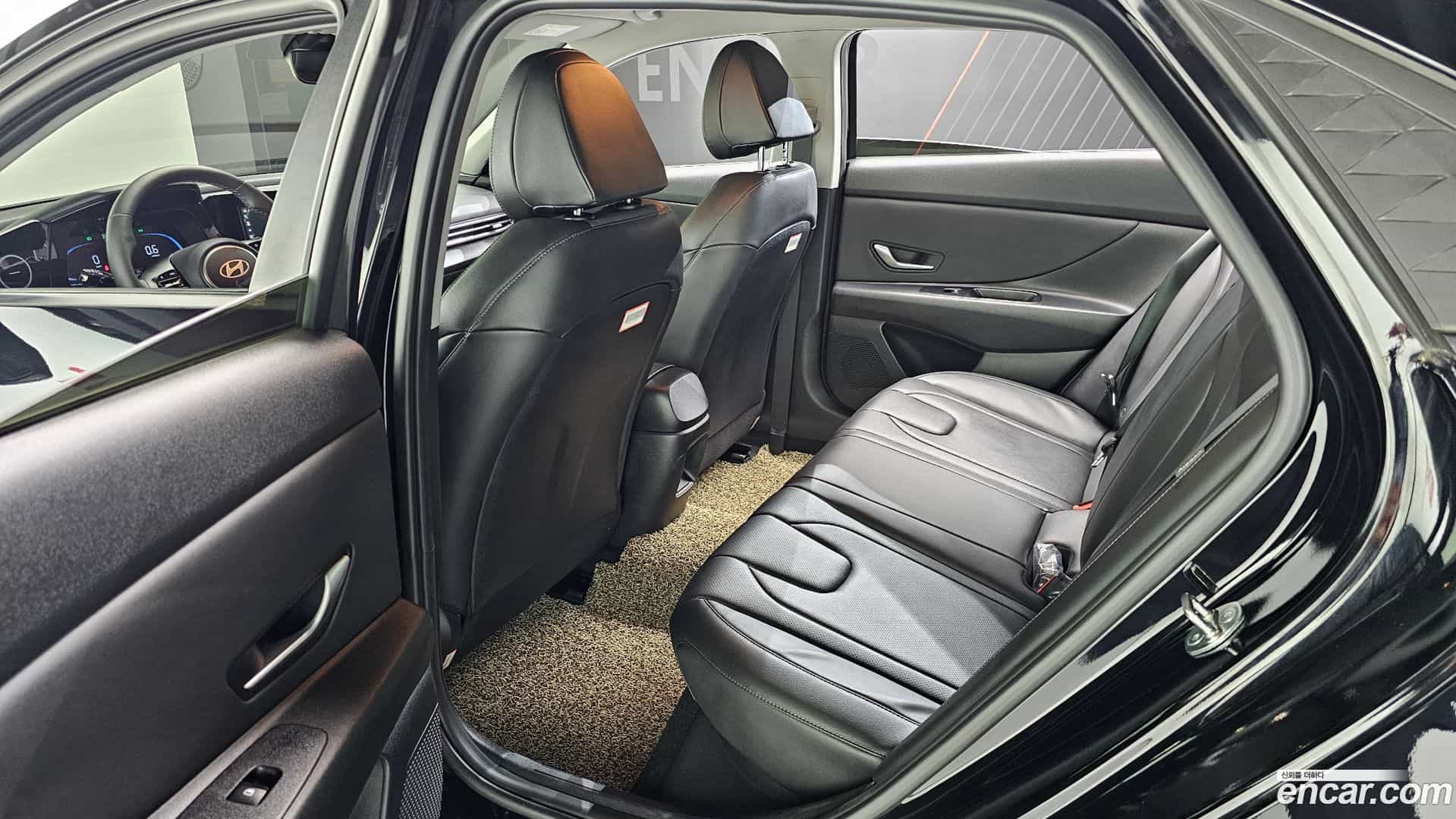 AVANTE Hyundai 2024.5-INNER-036