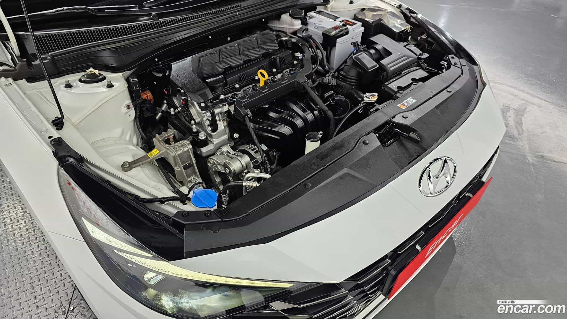 AVANTE Hyundai 2022.0-OUTER-006