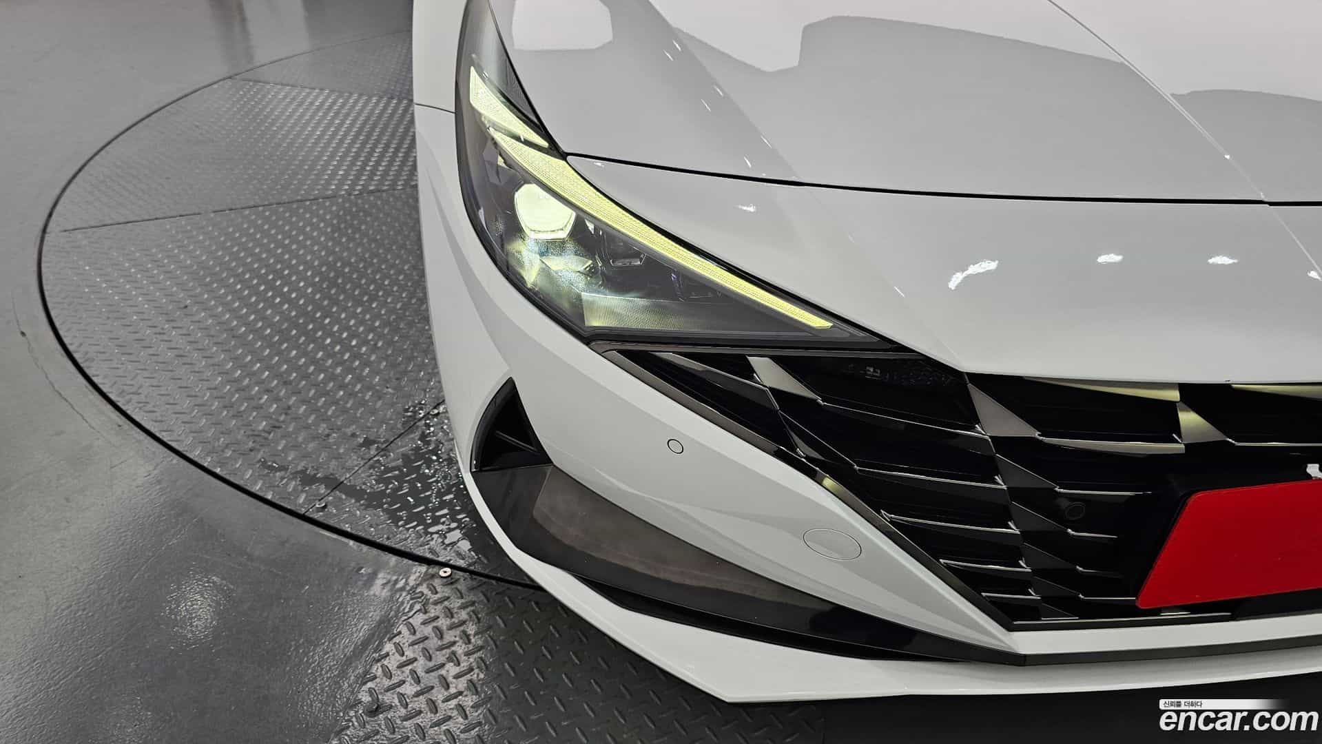 AVANTE Hyundai 2022.0-OUTER-032