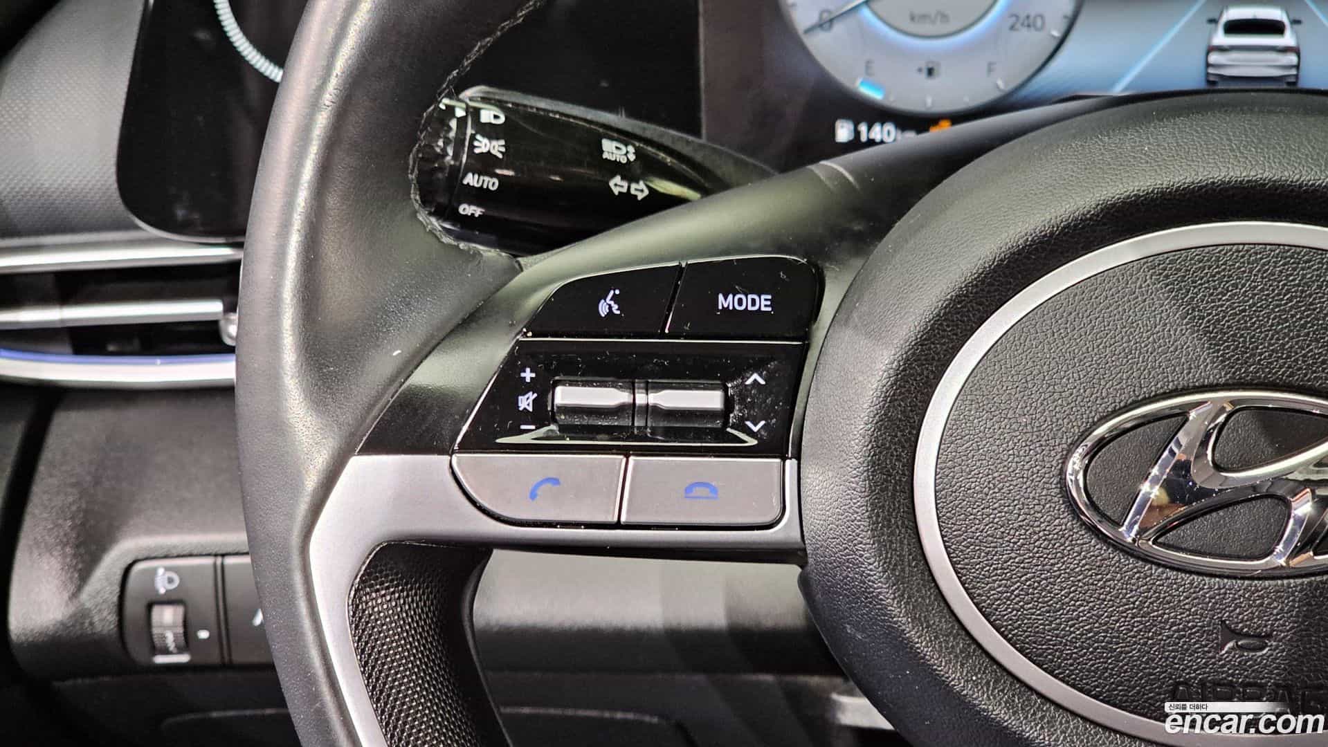 AVANTE Hyundai 2022.0-INNER-036