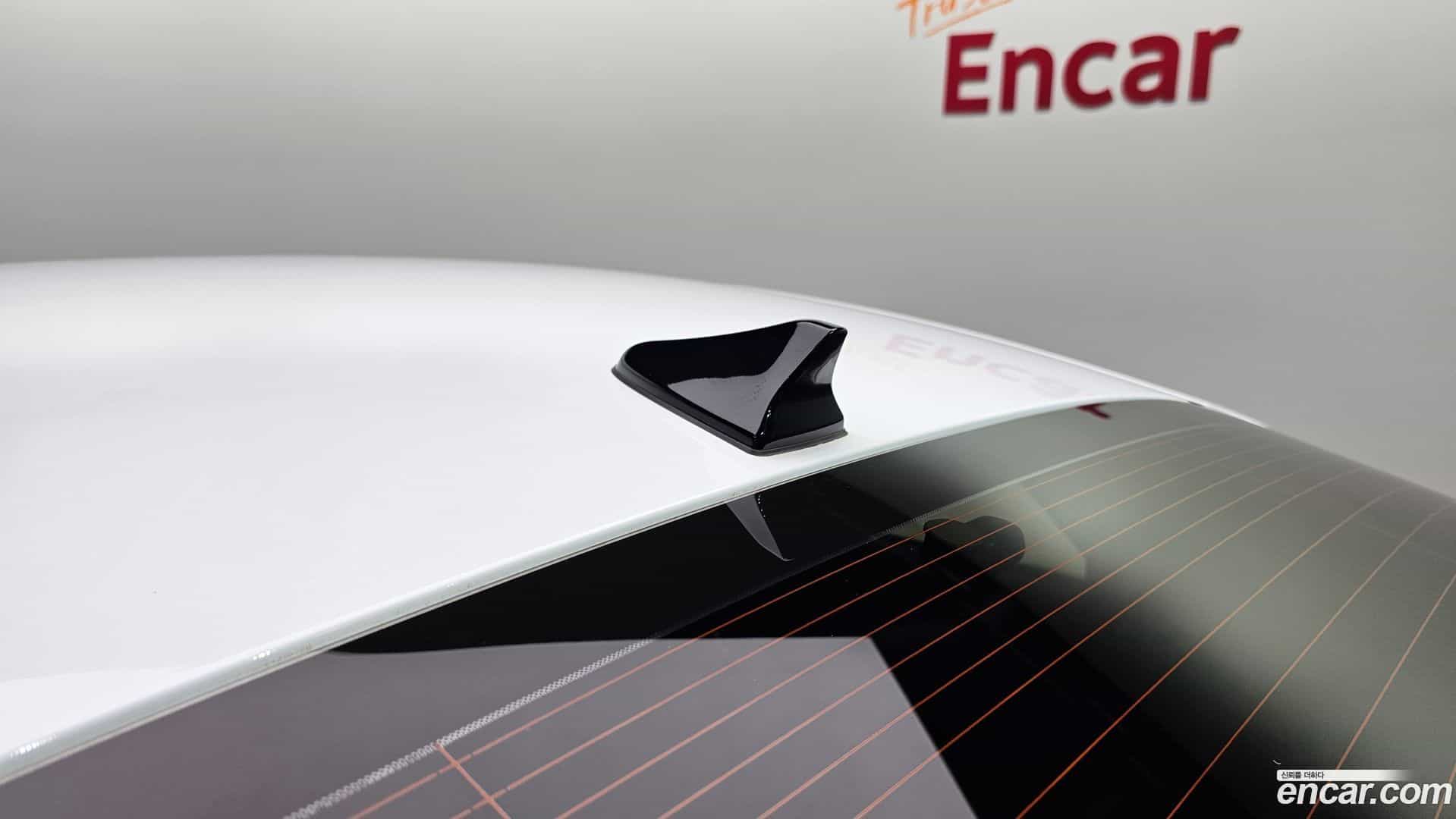 AVANTE Hyundai 2022.0-OPTION-040