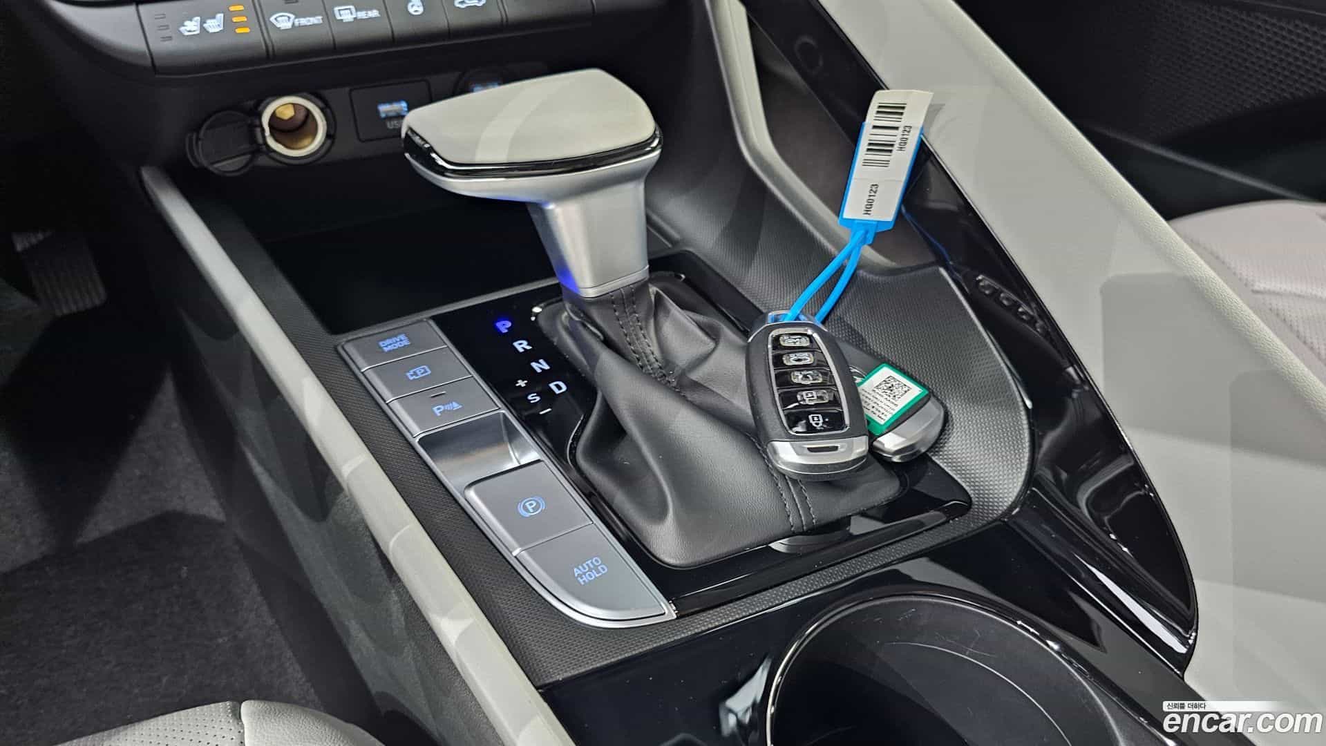 AVANTE Hyundai 2022.11-INNER-009