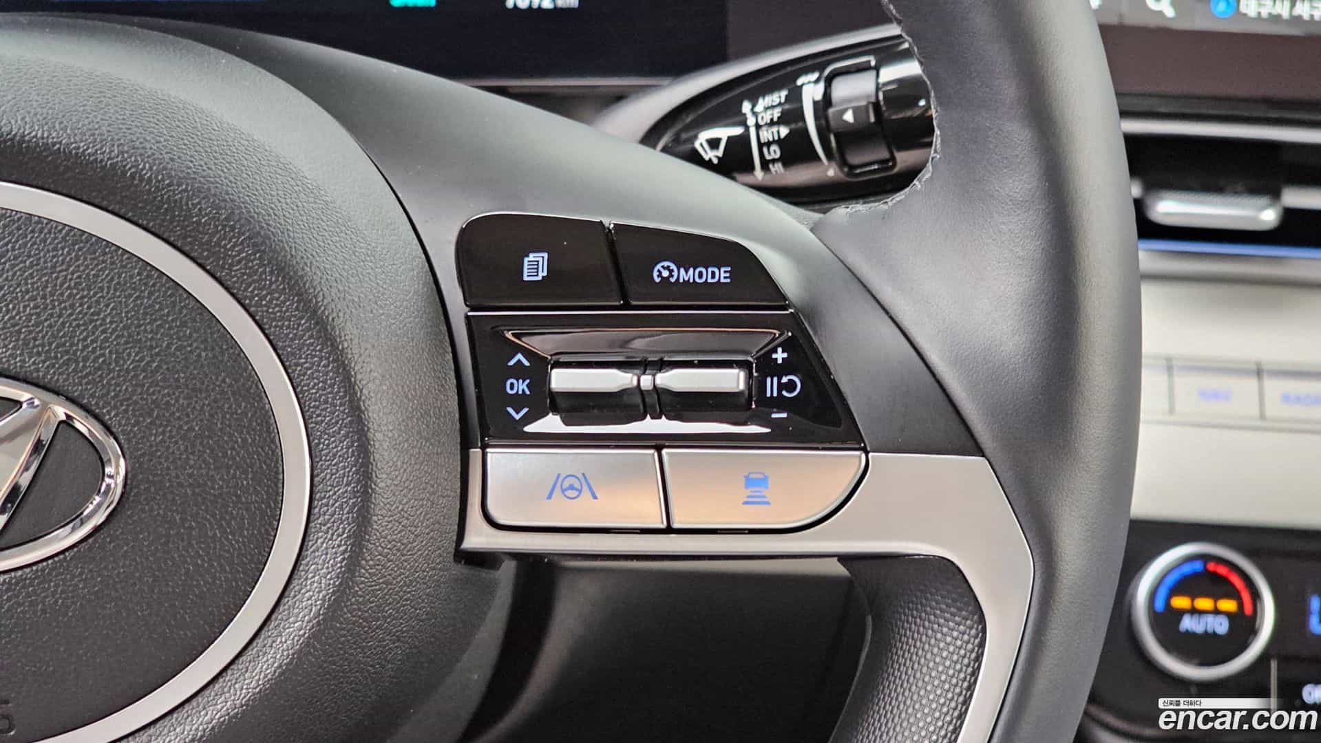 AVANTE Hyundai 2022.11-INNER-036