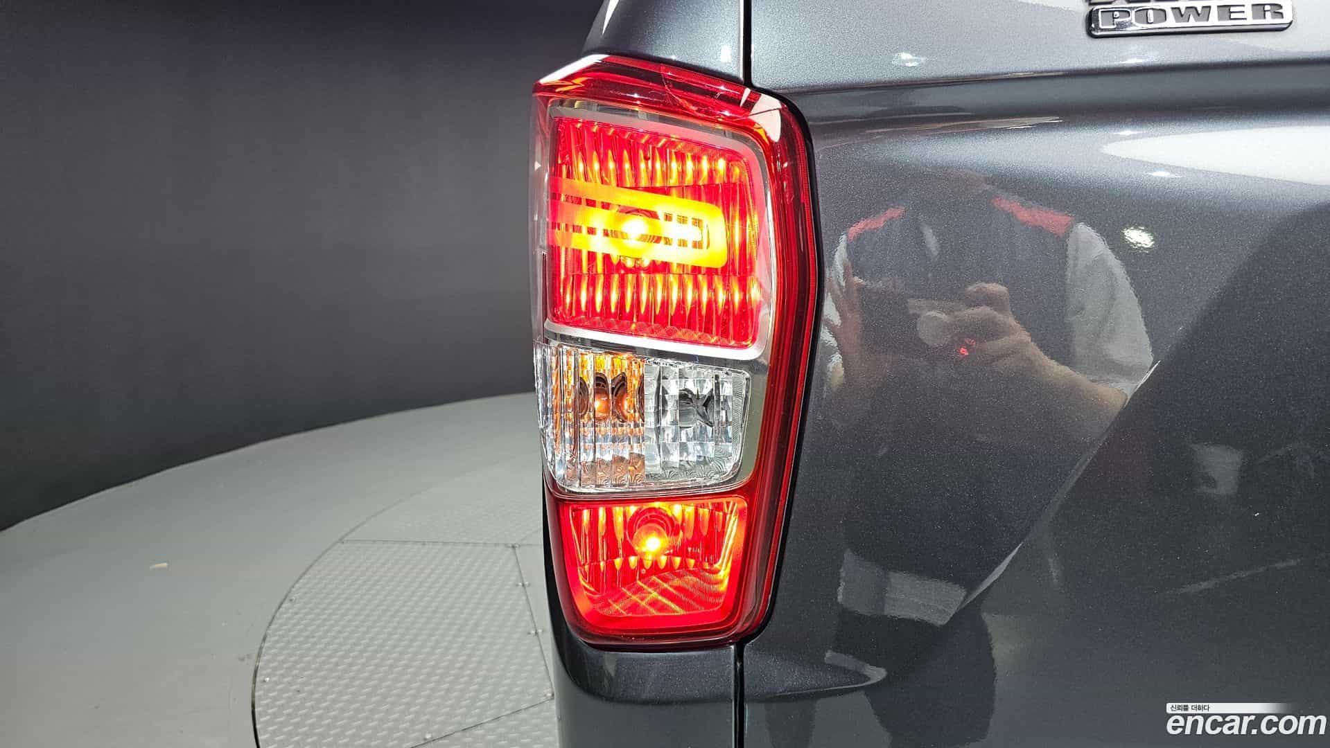 Rexton KG Mobility 2018.5-OUTER-033