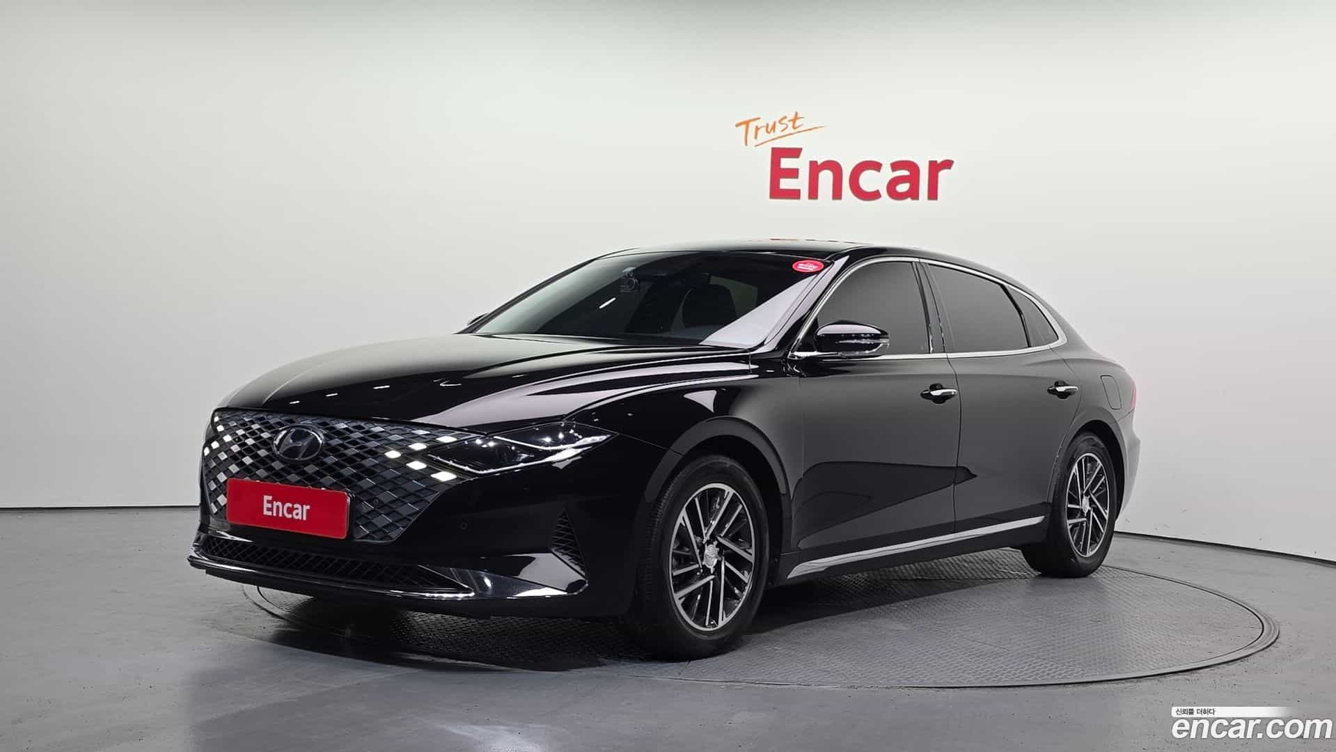 Grandeur Hyundai 2020.5-OUTER-001