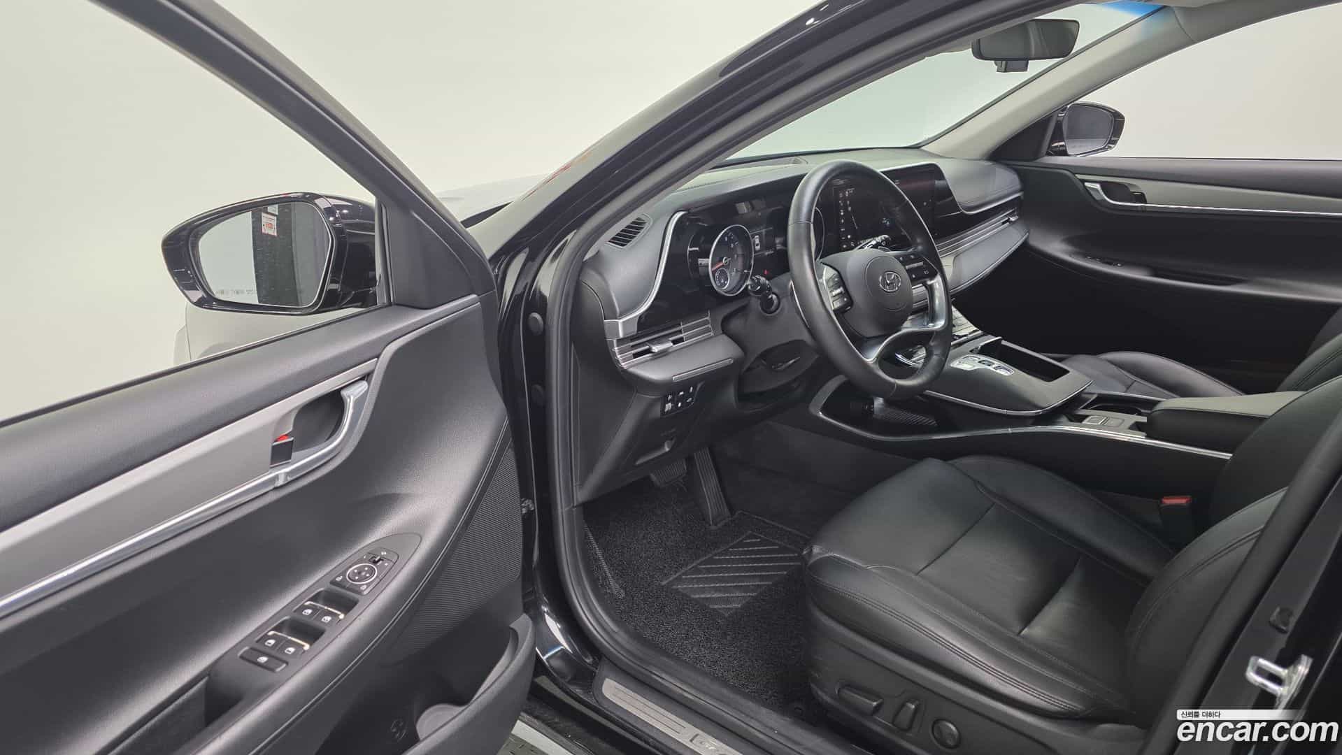 Grandeur Hyundai 2020.5-OPTION-015