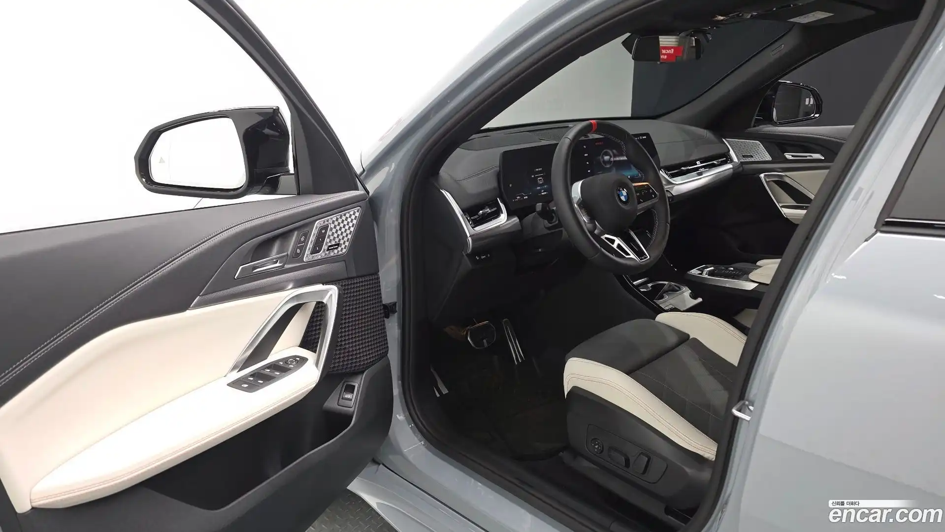 X2 (F39) BMW 2025.7-INNER-010