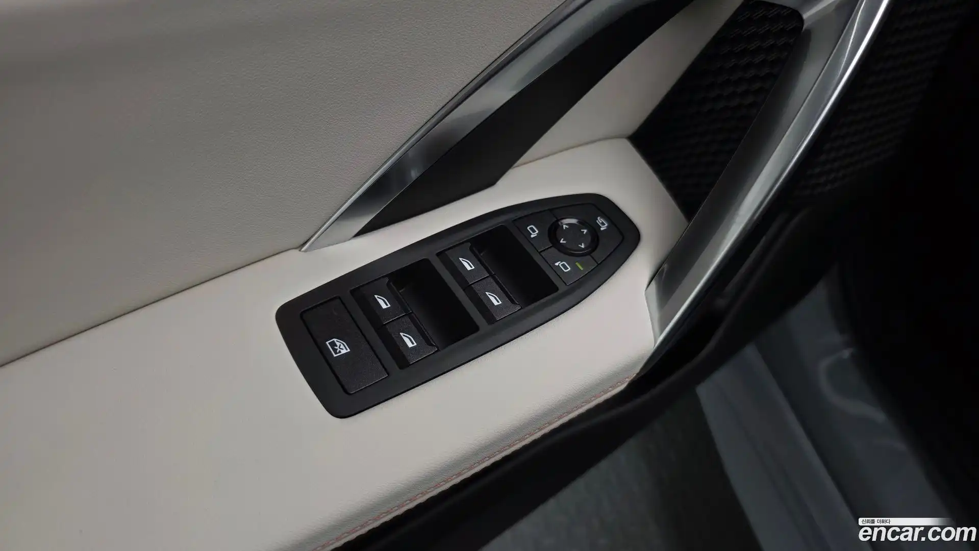 X2 (F39) BMW 2025.7-OPTION-043