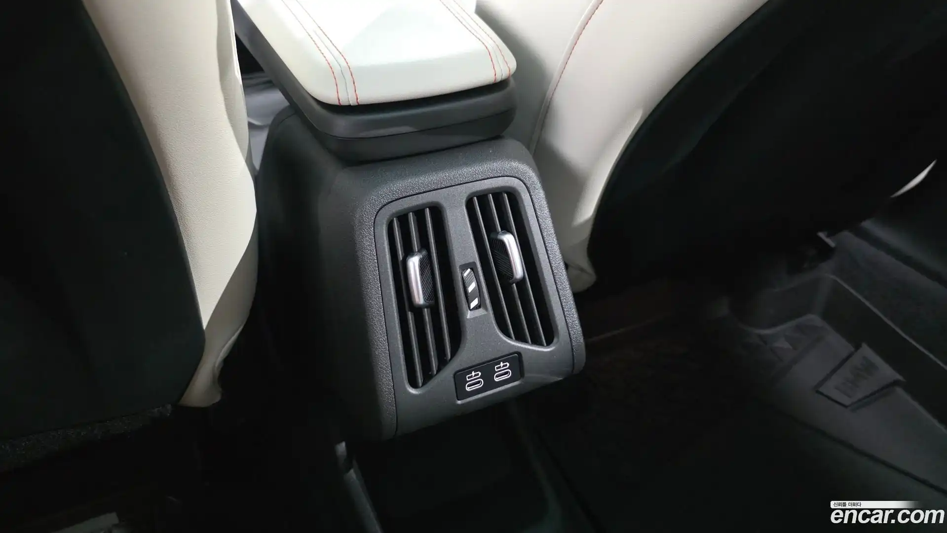 X2 (F39) BMW 2025.7-OPTION-046