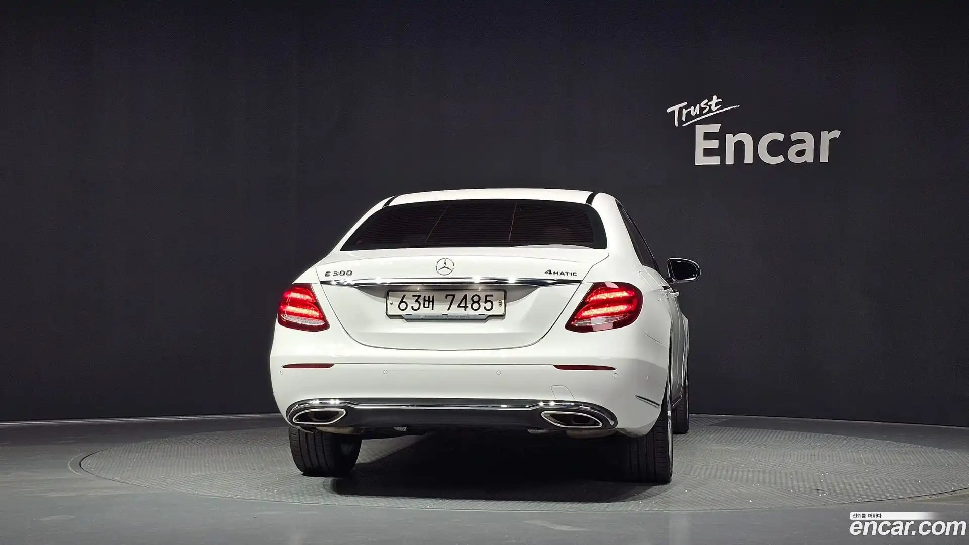 E-Class Mercedes-Benz 2018.0-OUTER-004