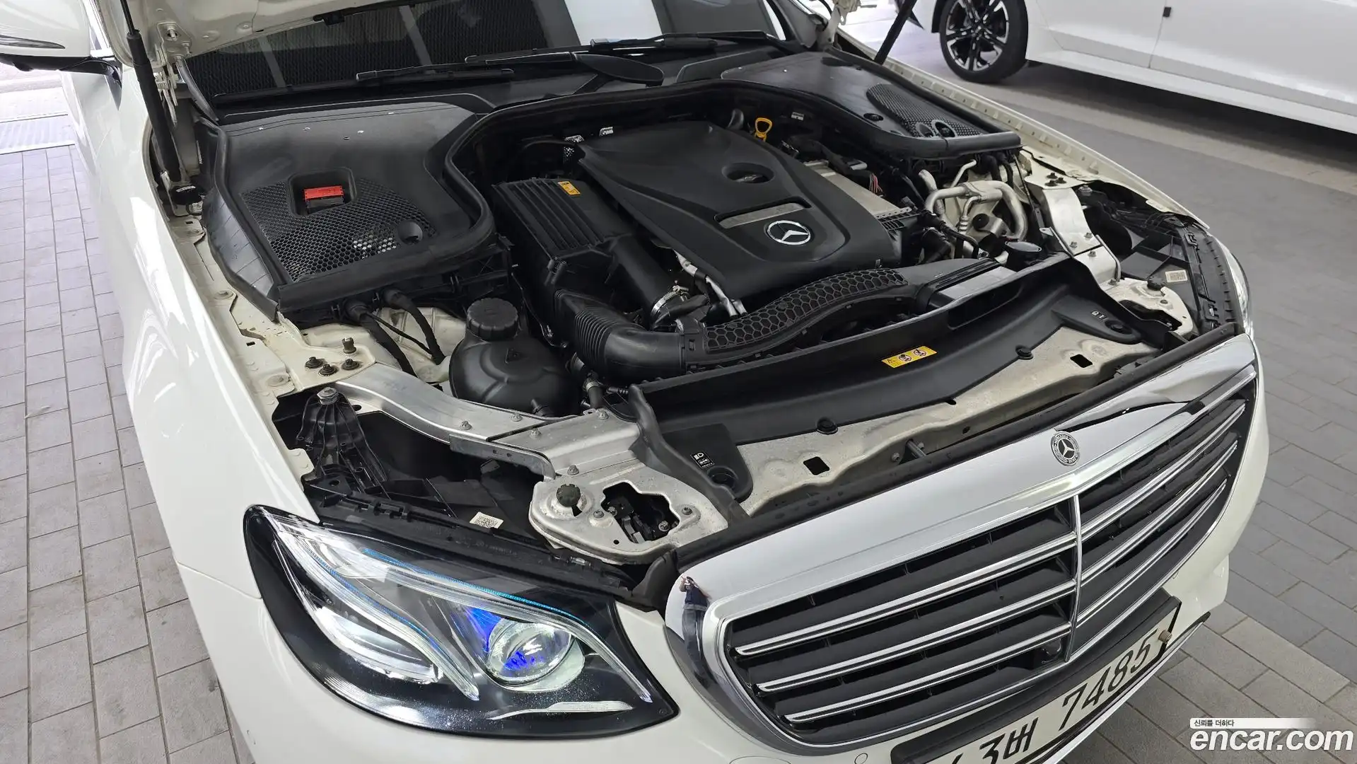 E-Class Mercedes-Benz 2018.0-OUTER-006