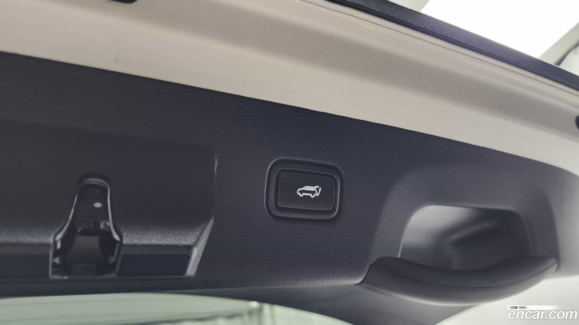 Sportage Kia 2022.8-OPTION-041