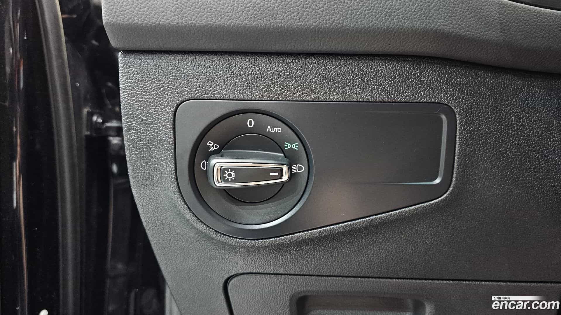 Tiguan Volkswagen 2021.7-OPTION-021