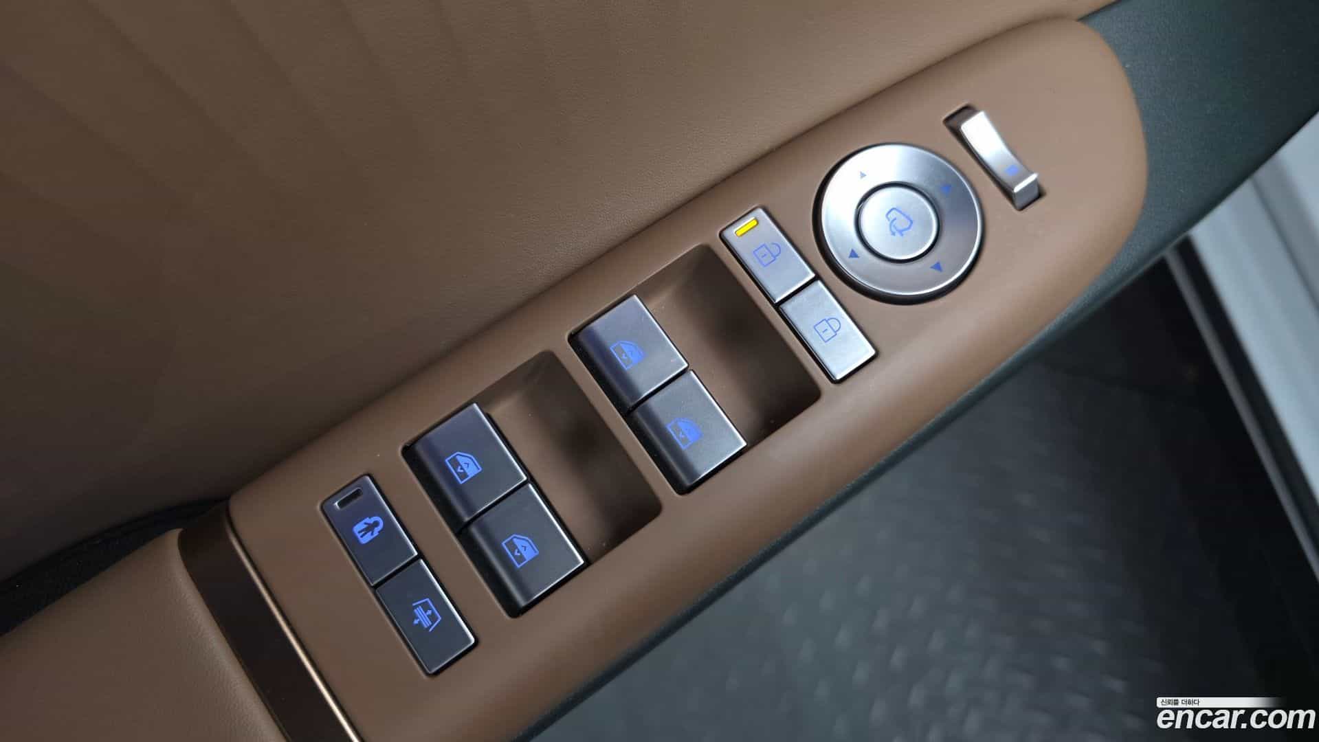 Grandeur Hyundai 2023.2-OPTION-042