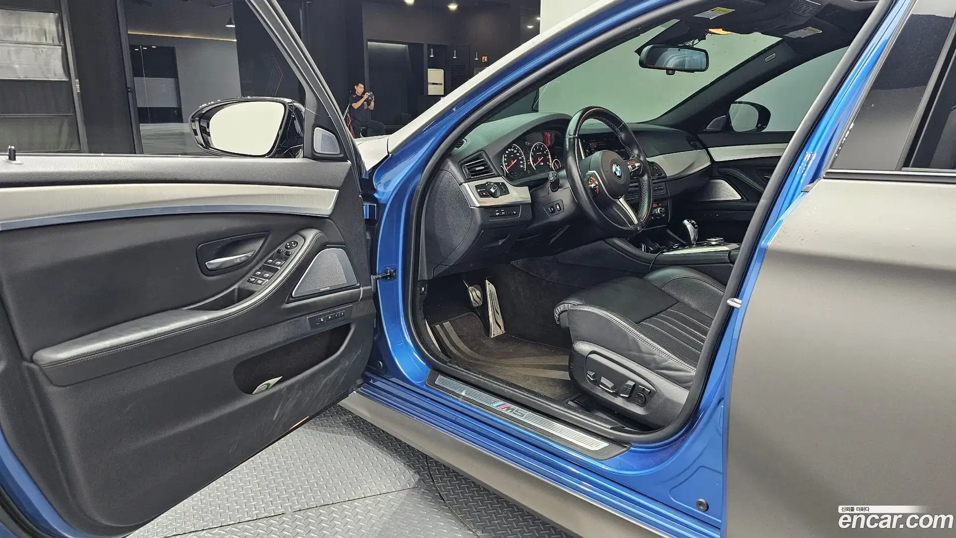 M5 BMW 2015.6-INNER-010