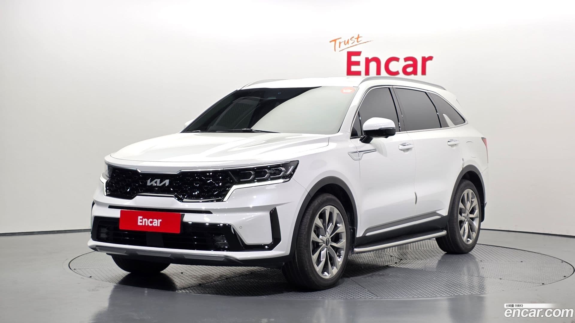 Main__Slider__Photo:Sorento Kia 2023.3-0