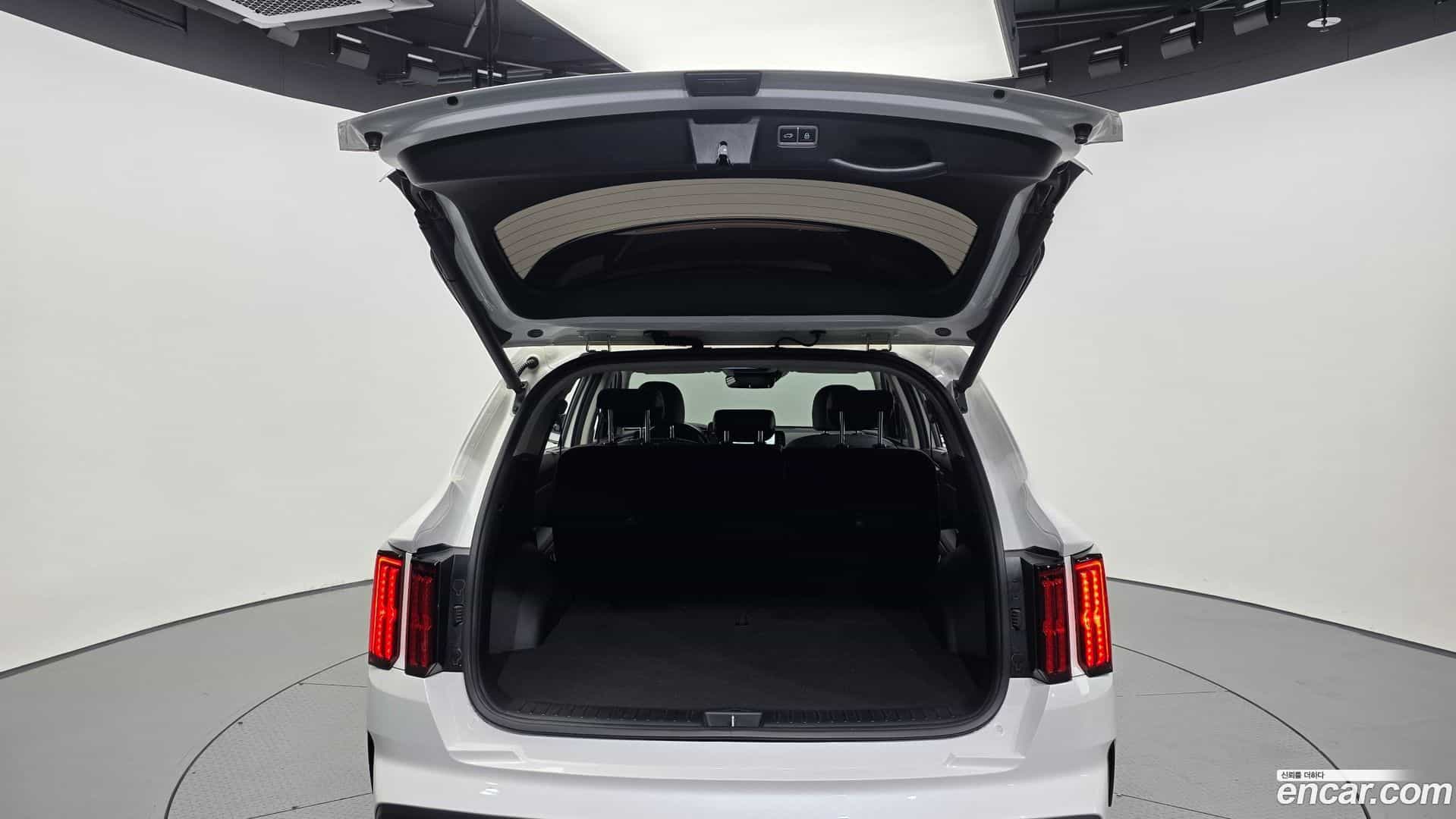 Sorento Kia 2023.3-OPTION-024