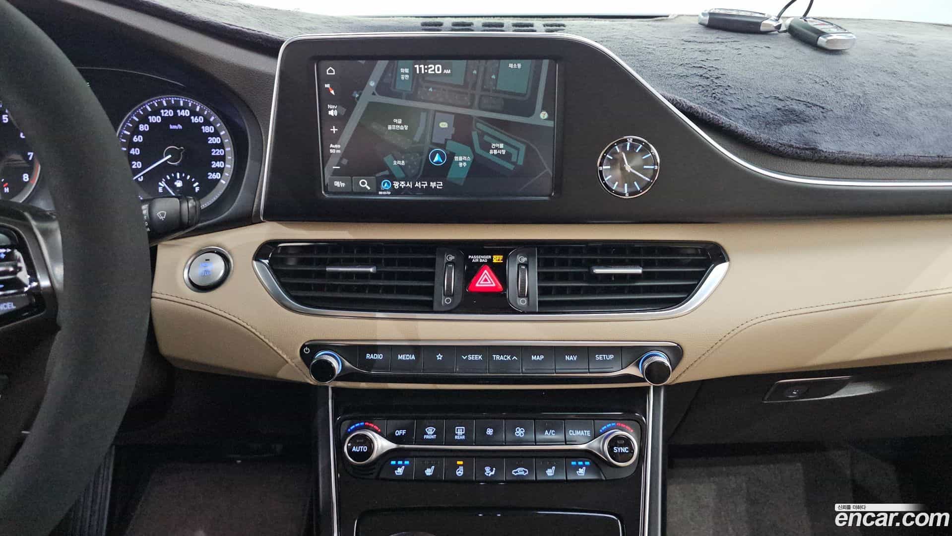 Grandeur Hyundai 2019.3-OPTION-016