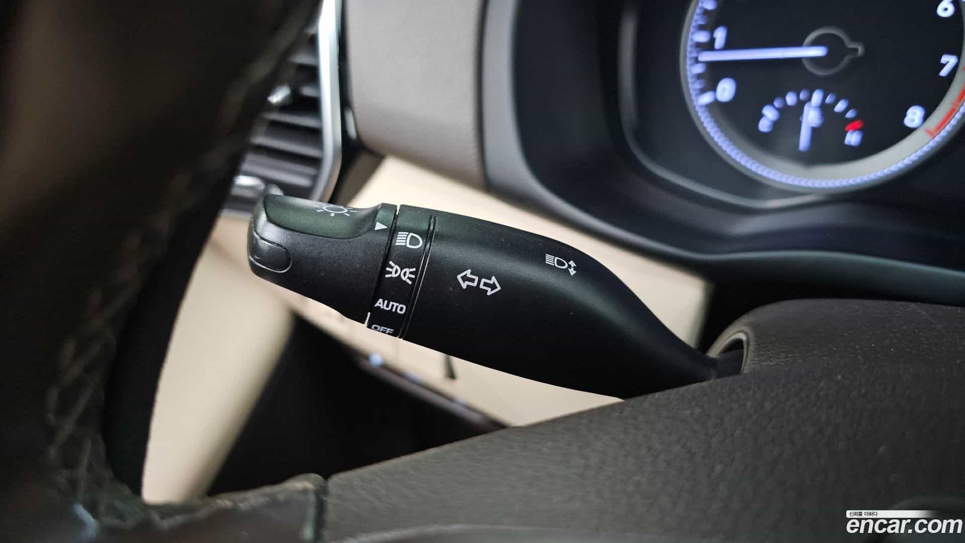 Grandeur Hyundai 2019.3-OPTION-019
