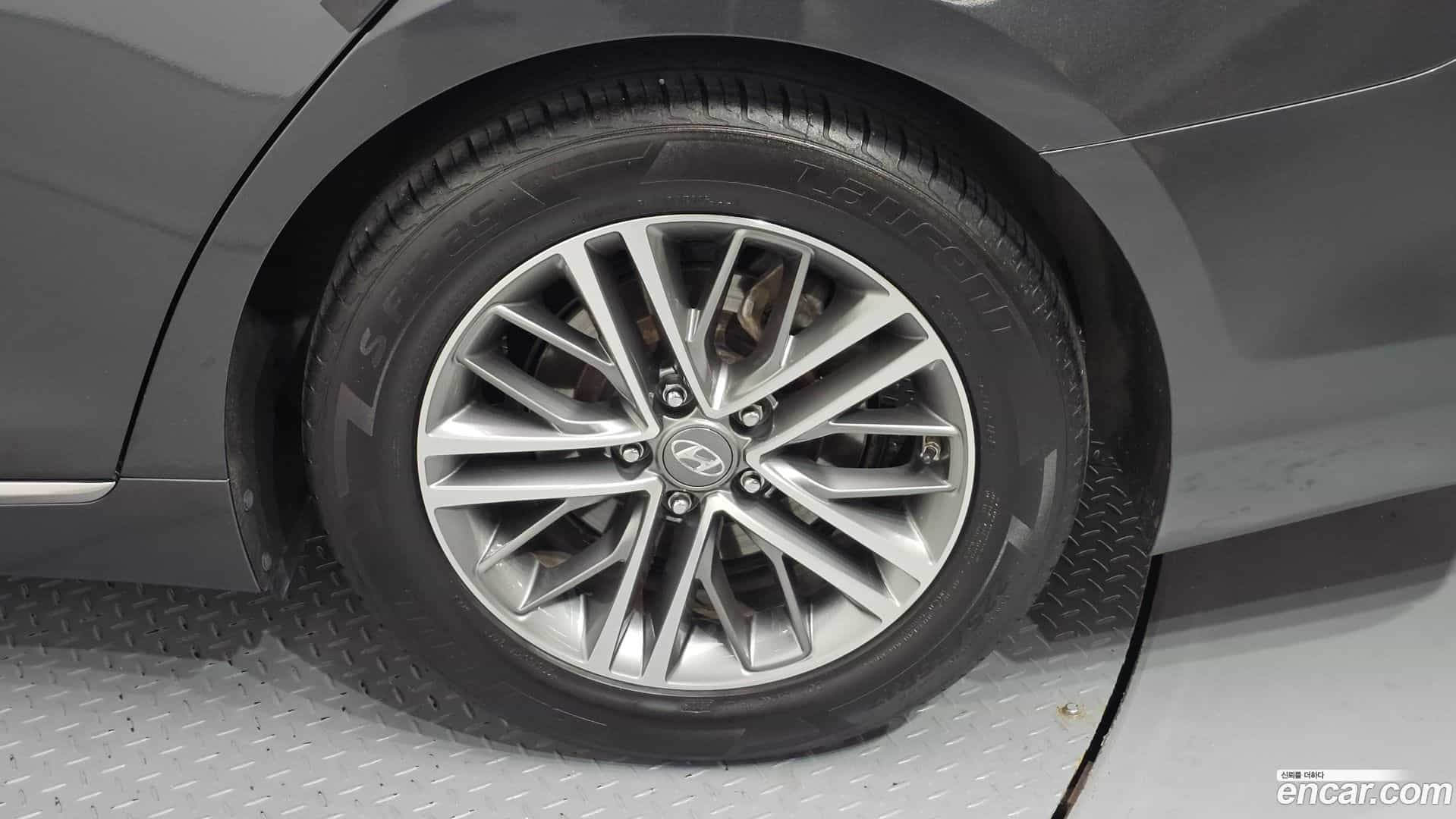 Grandeur Hyundai 2019.3-OUTER-031