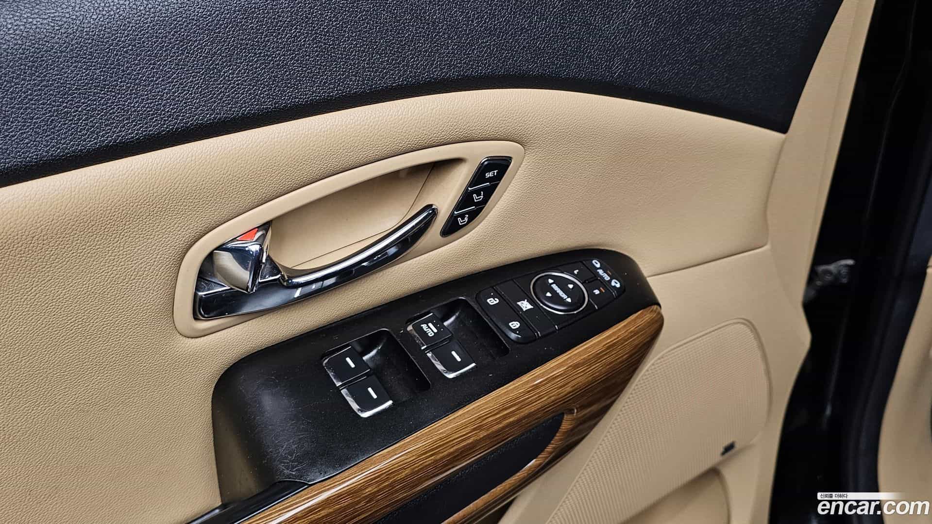Canival Kia 2016.6-OPTION-023