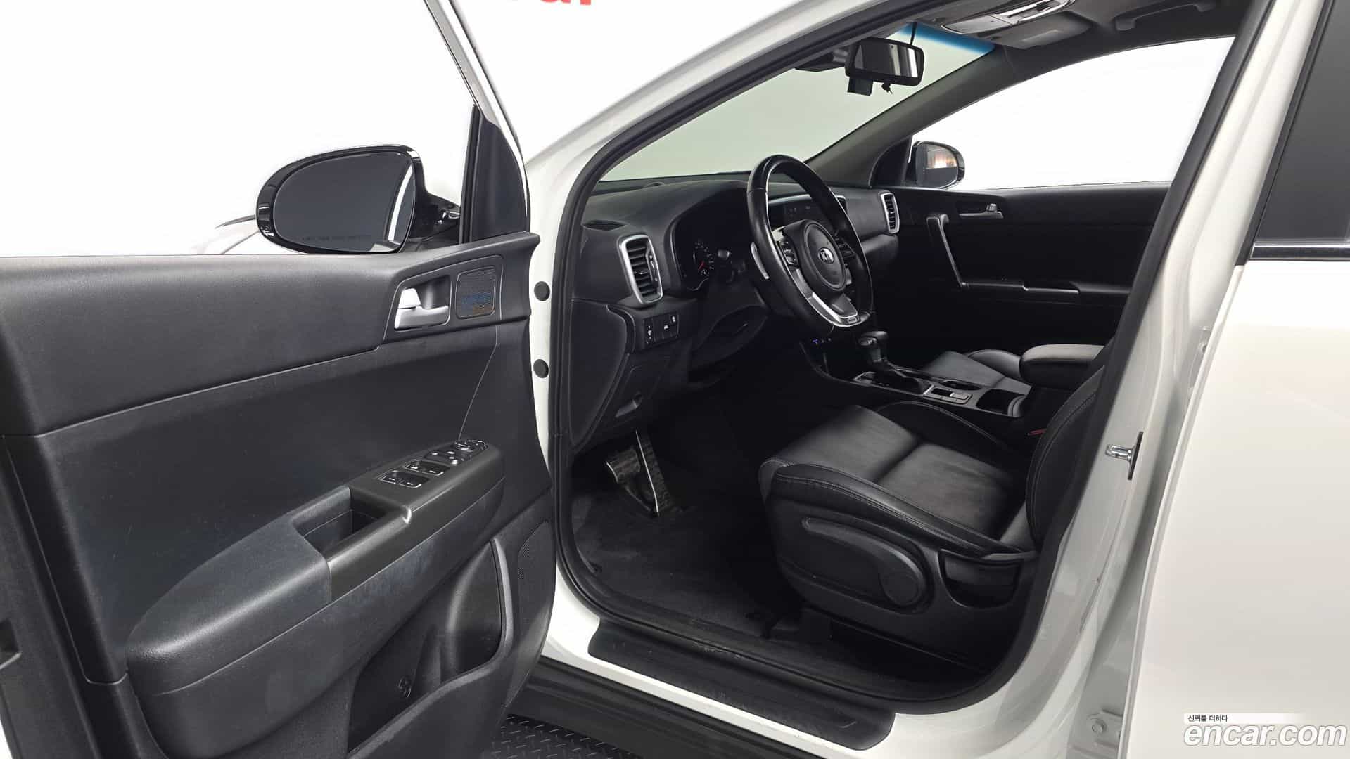 Sportage Kia 2021.4-INNER-010
