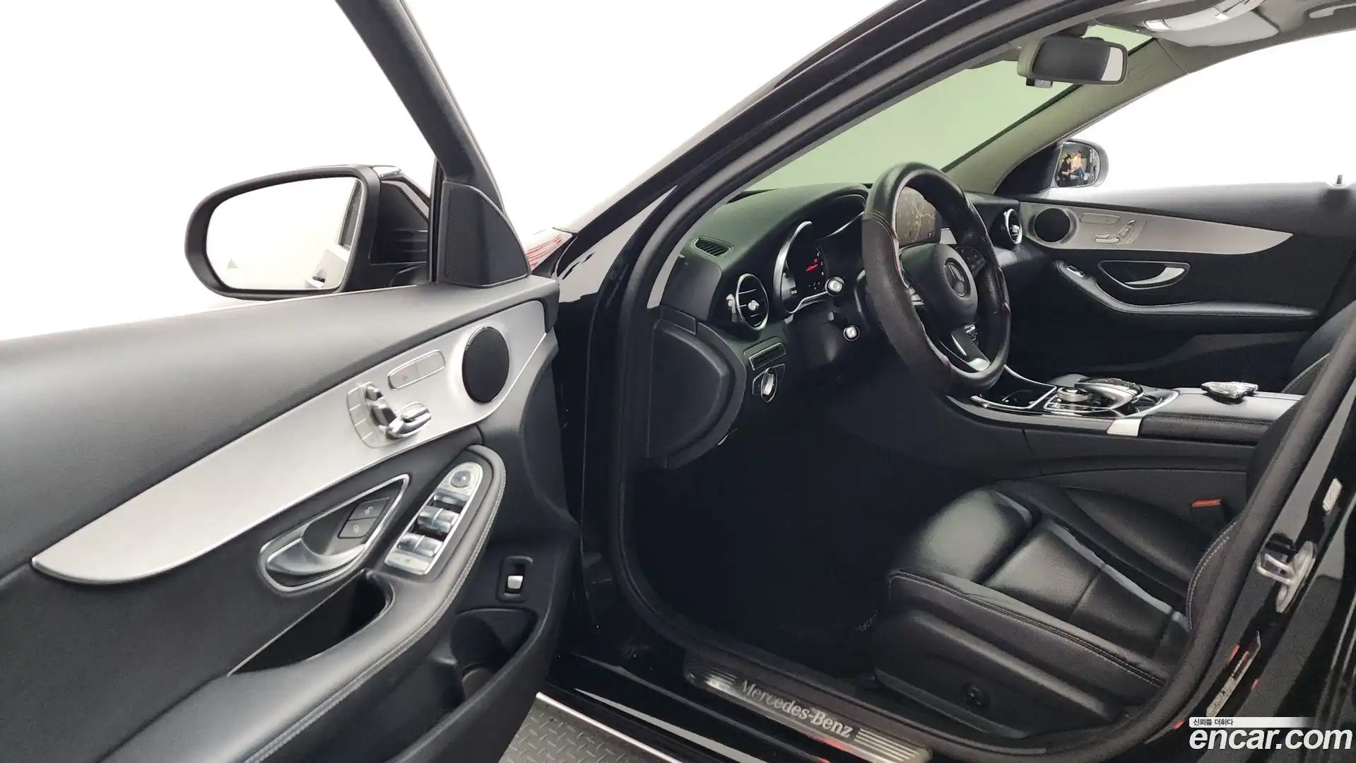 C-Class Mercedes-Benz 2016.7-INNER-010