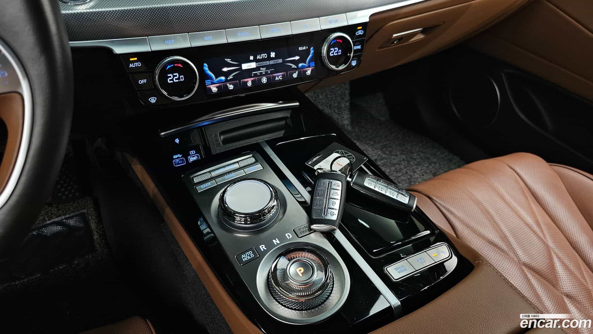 G80 Genesis 2023.11-INNER-009