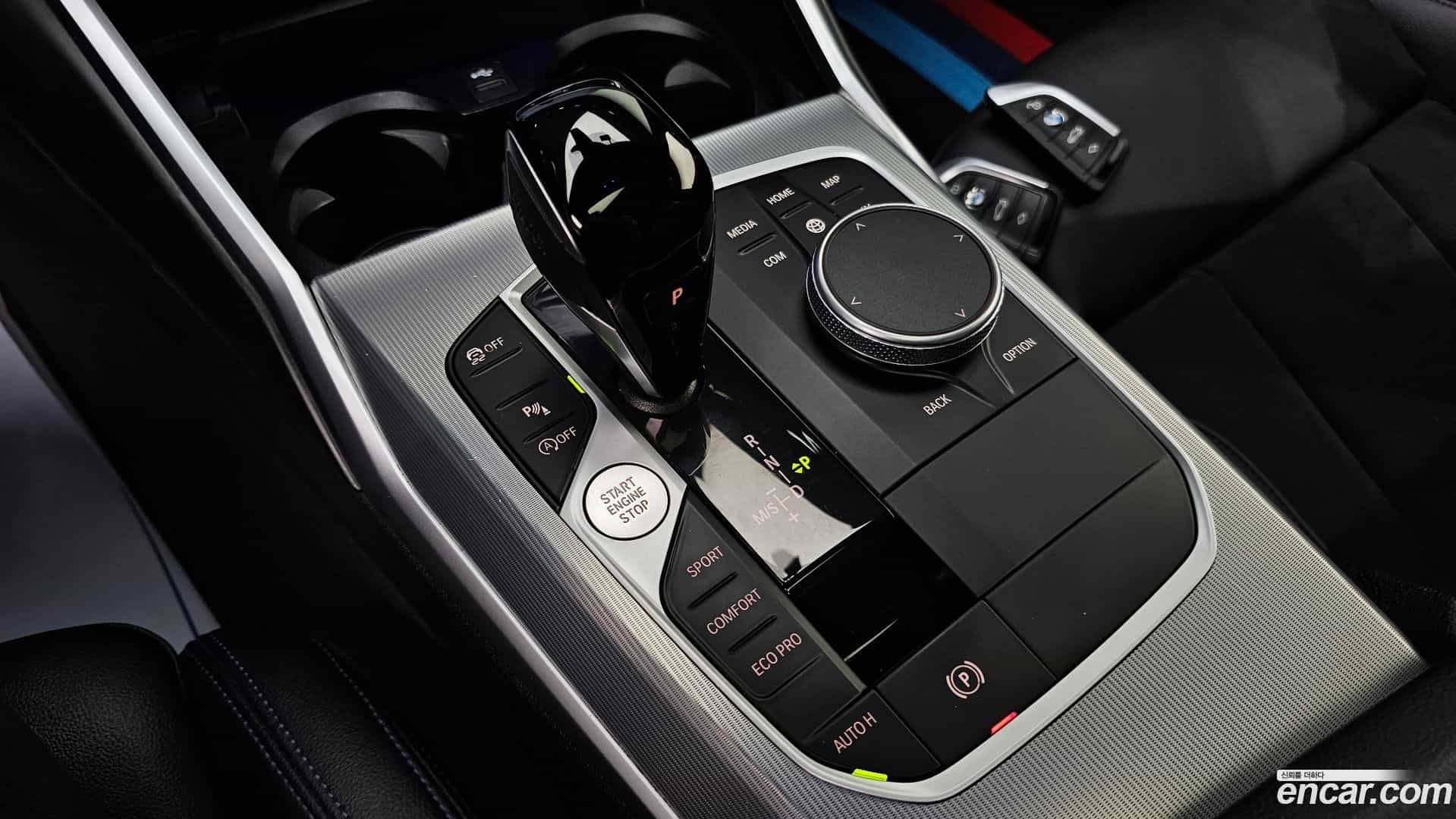 3-Series BMW 2021.10-INNER-009